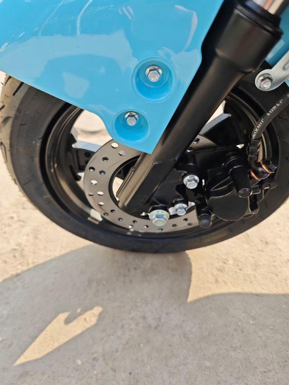 豪顺电动车 前后双碟 新车新电池