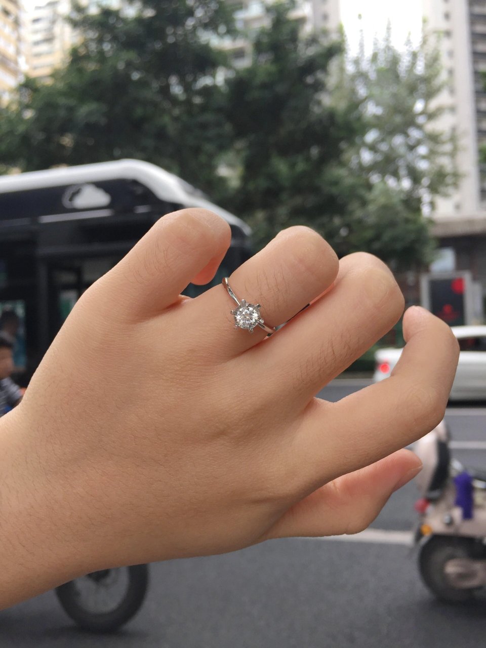 为什么不能选车花片的钻戒啊?