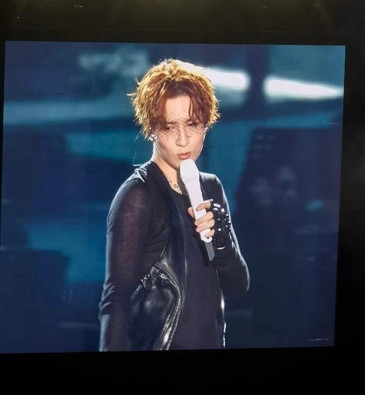 薛之谦又去赶路了薛之谦小丑妆造型薛之谦的舞台从来不会让我们失望