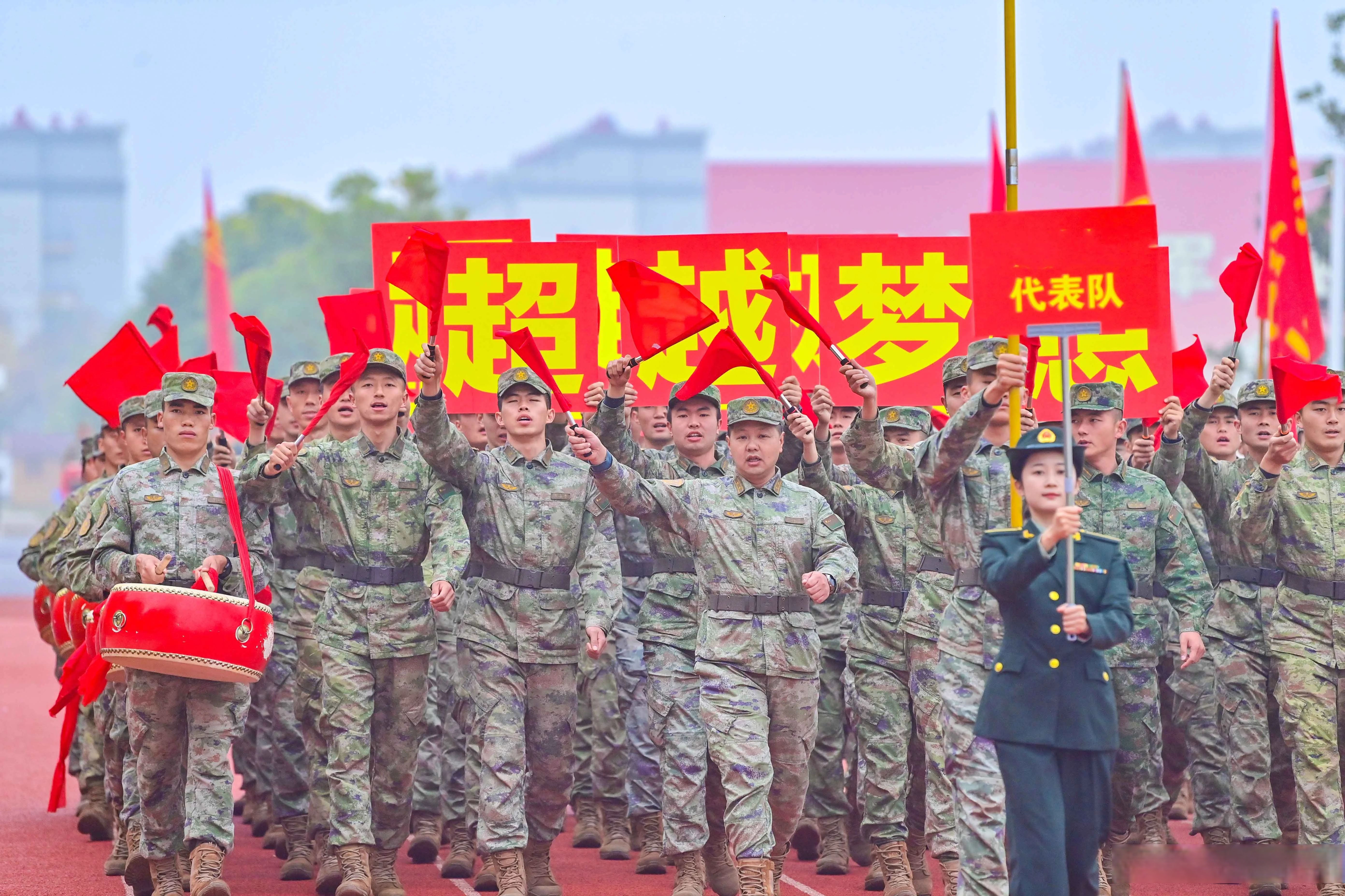 战术调整不断，球队迎战新晋劲旅带来变数的简单介绍