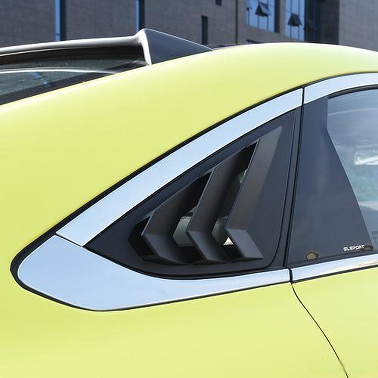 三角窗diy能有多好看#汽场全开# 汽车三角窗diy,个性十足,时尚感满满.