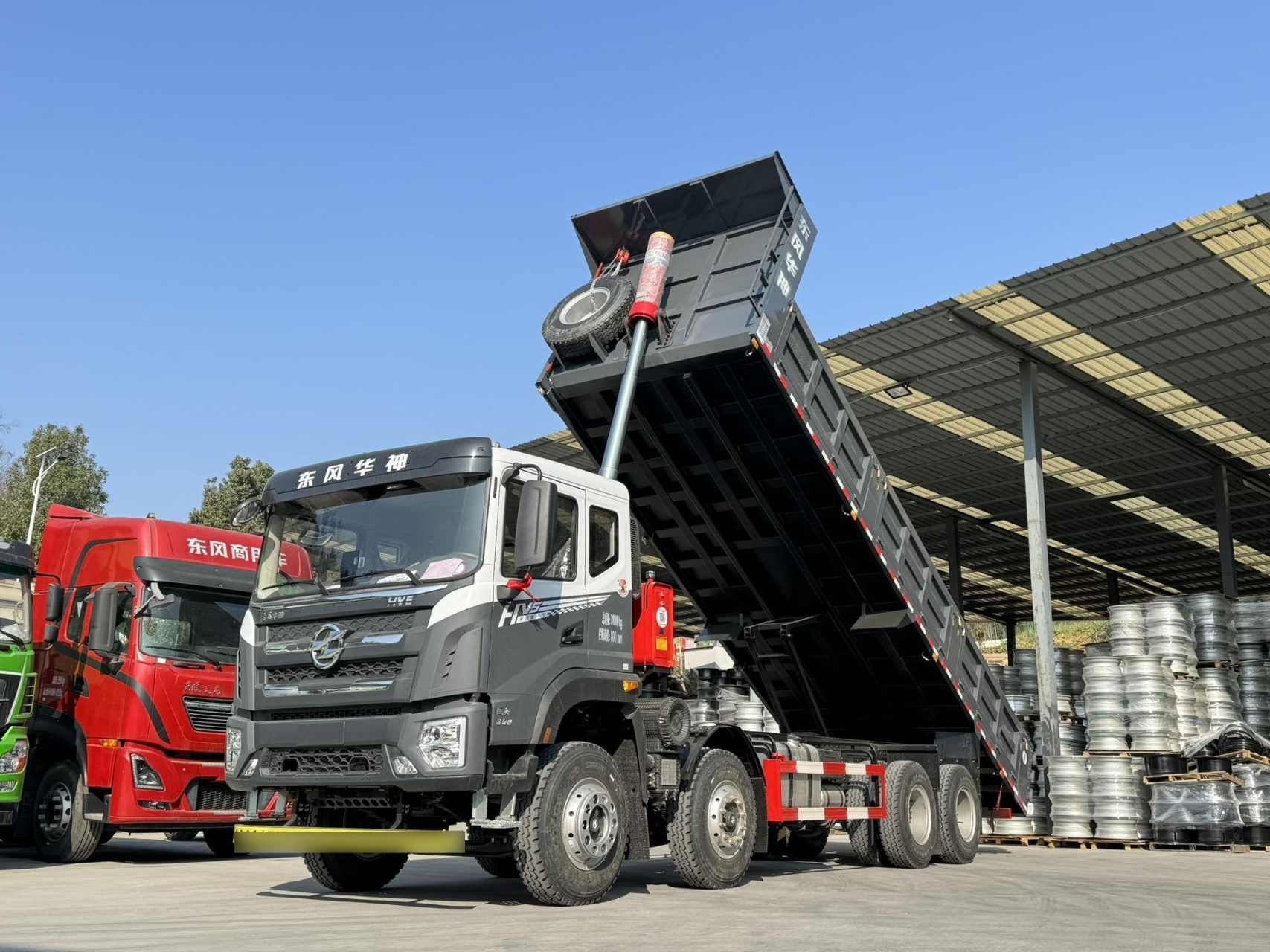 东风华神前四后八自卸车 东风华神hv5前四后八自卸车