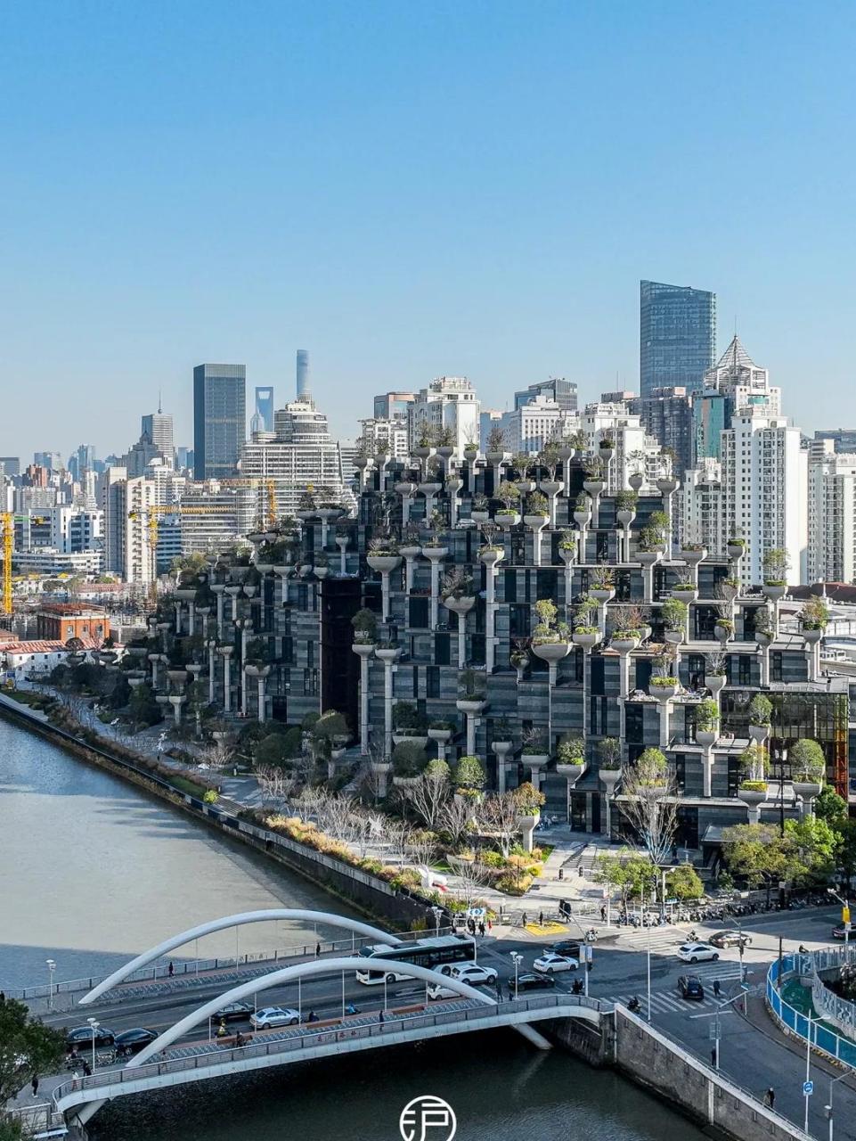 上海新地标."天安千树" 悬浮森林"——大洋晶典·天安千树 1.简介?