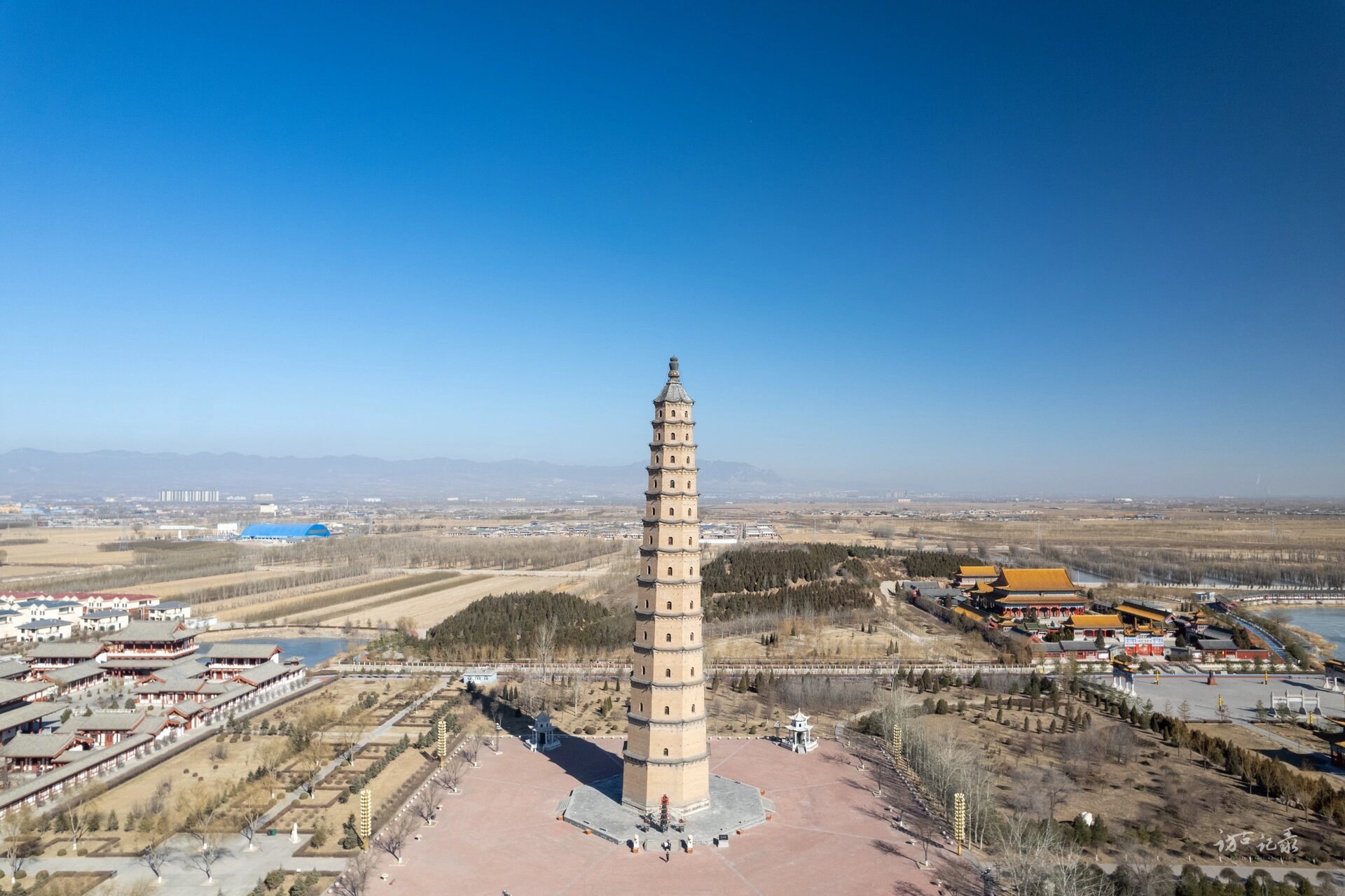 山西|汾阳文峰塔 "天下第一塔",汾阳文峰塔.