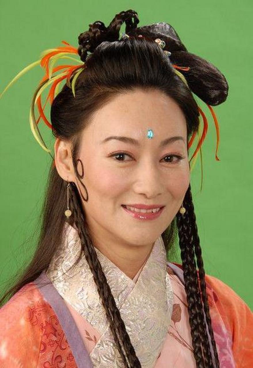 惠英红:演员不需要美貌,演绎千变万化的角色  打破传统定义,演技派才