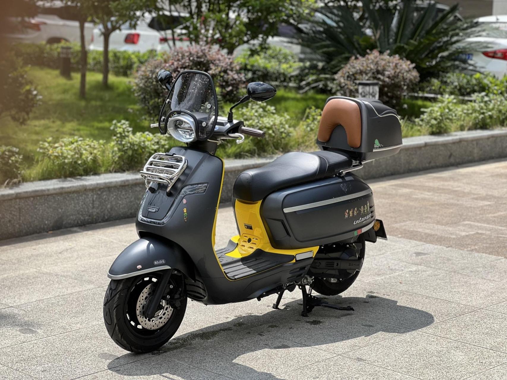 车型:五本探戈150踏板摩托车 年份:2023-4 公里数:2470 成色如图 车况