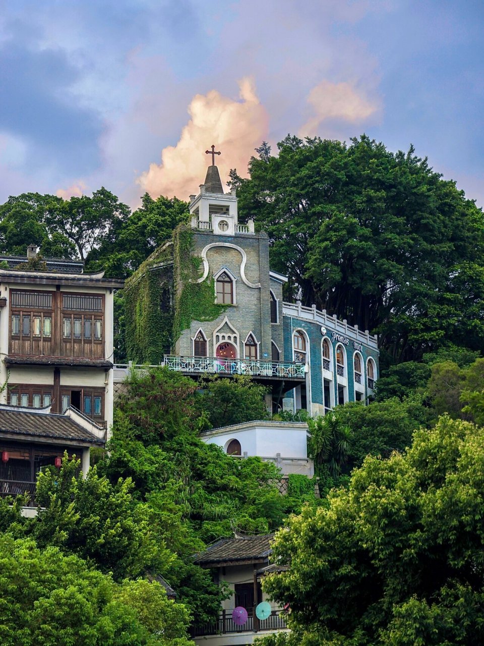 马尾船政文化博物馆 中国船政文化博物馆位于福建省福州市马尾区昭忠