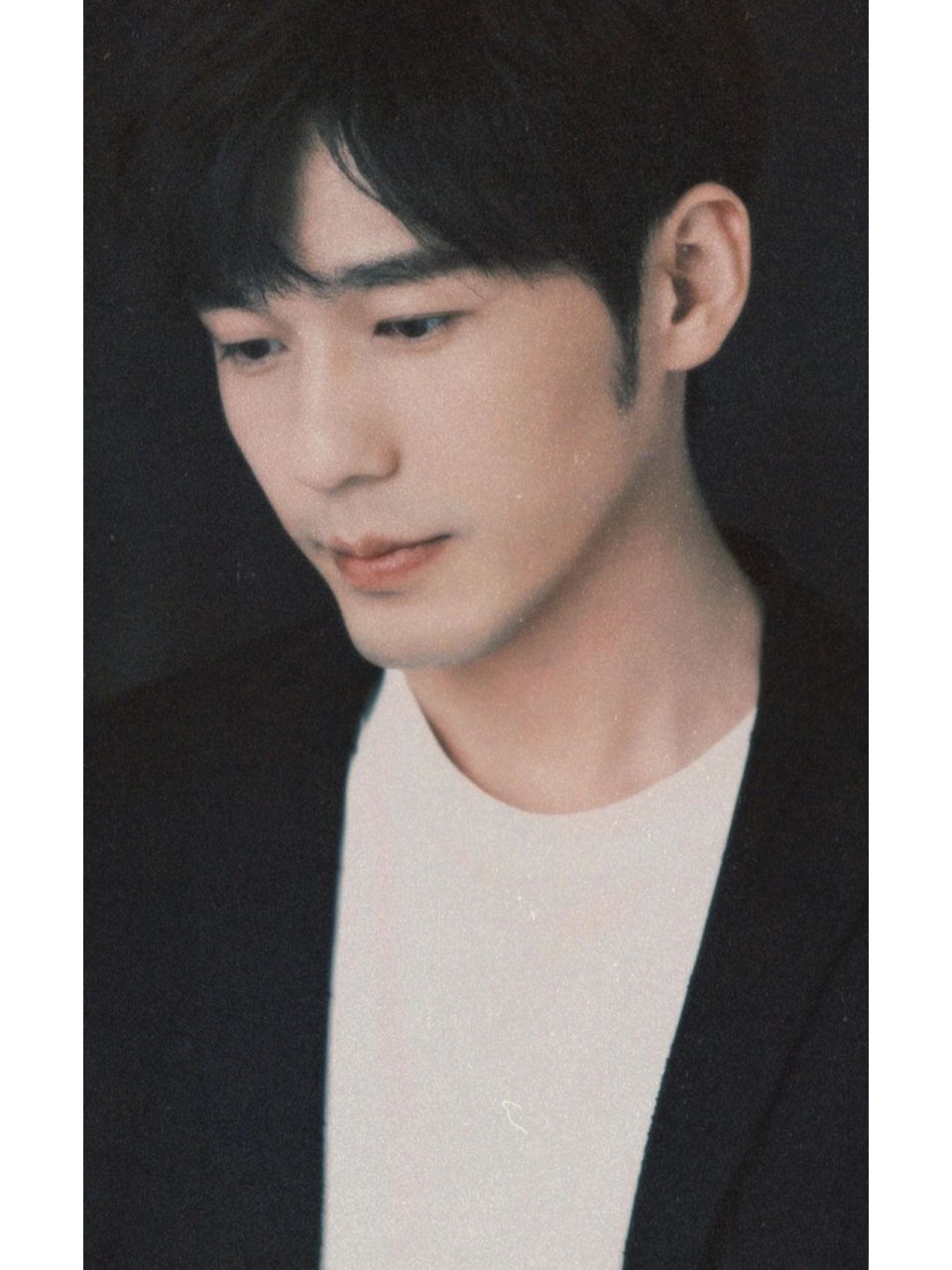 每天认识一个明星—白宇 【简介】 白宇 1990年4月8日,出生于陕西