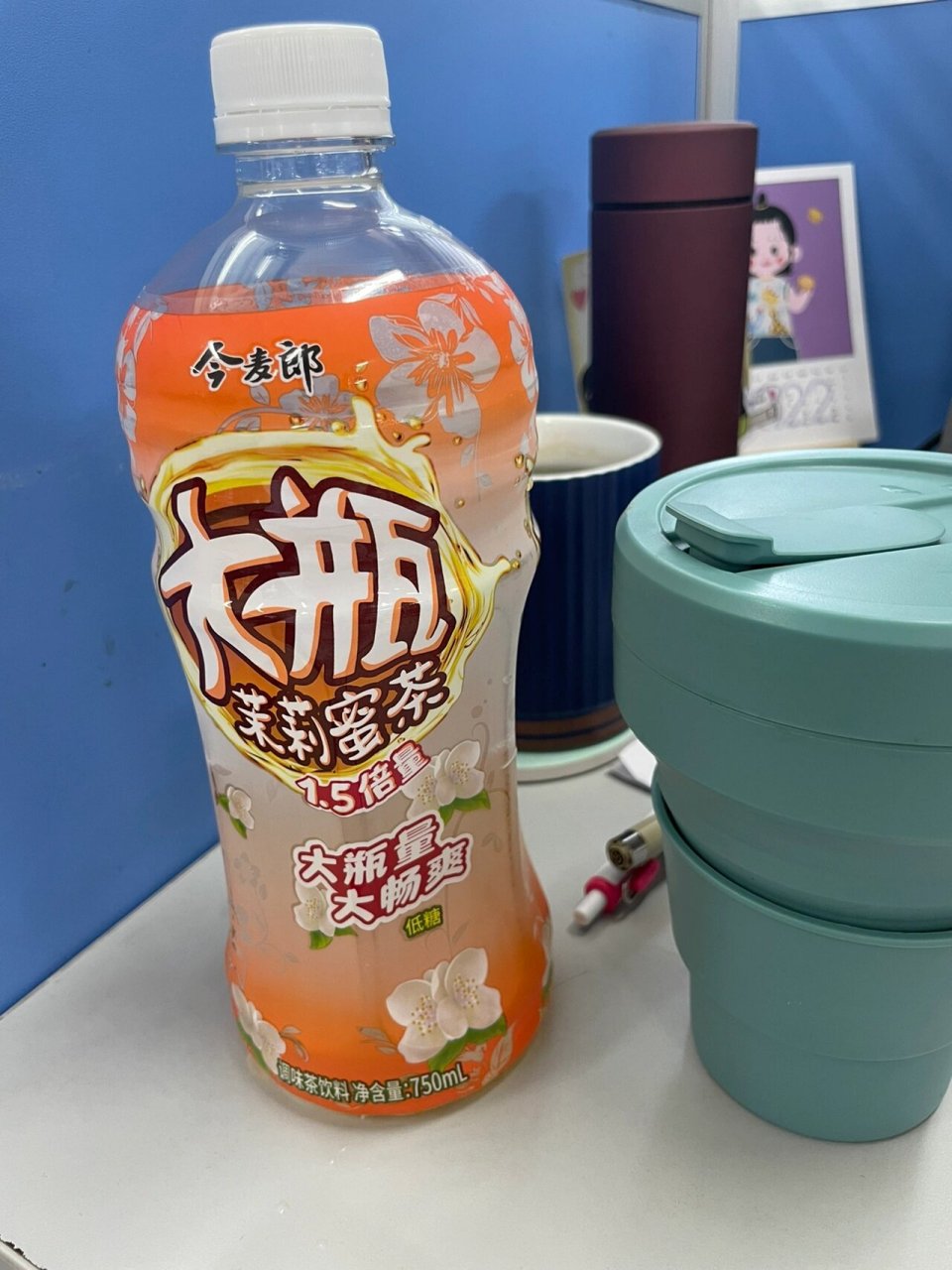 打卡丑包装饮料-今麦郎大瓶茉莉蜜茶 哈哈哈哈哈只有茉莉和蜂蜜的味道