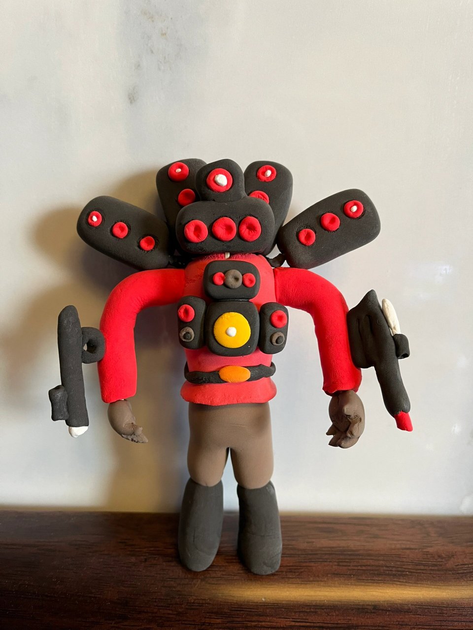 粘土作品-马桶人&音响人 和娃一起 捏捏捏 也不知道这是什么动画片 娃