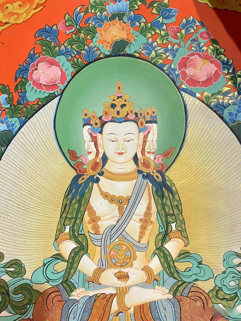 人如欲望的化身,要么在实现愿望的途中,面对种种