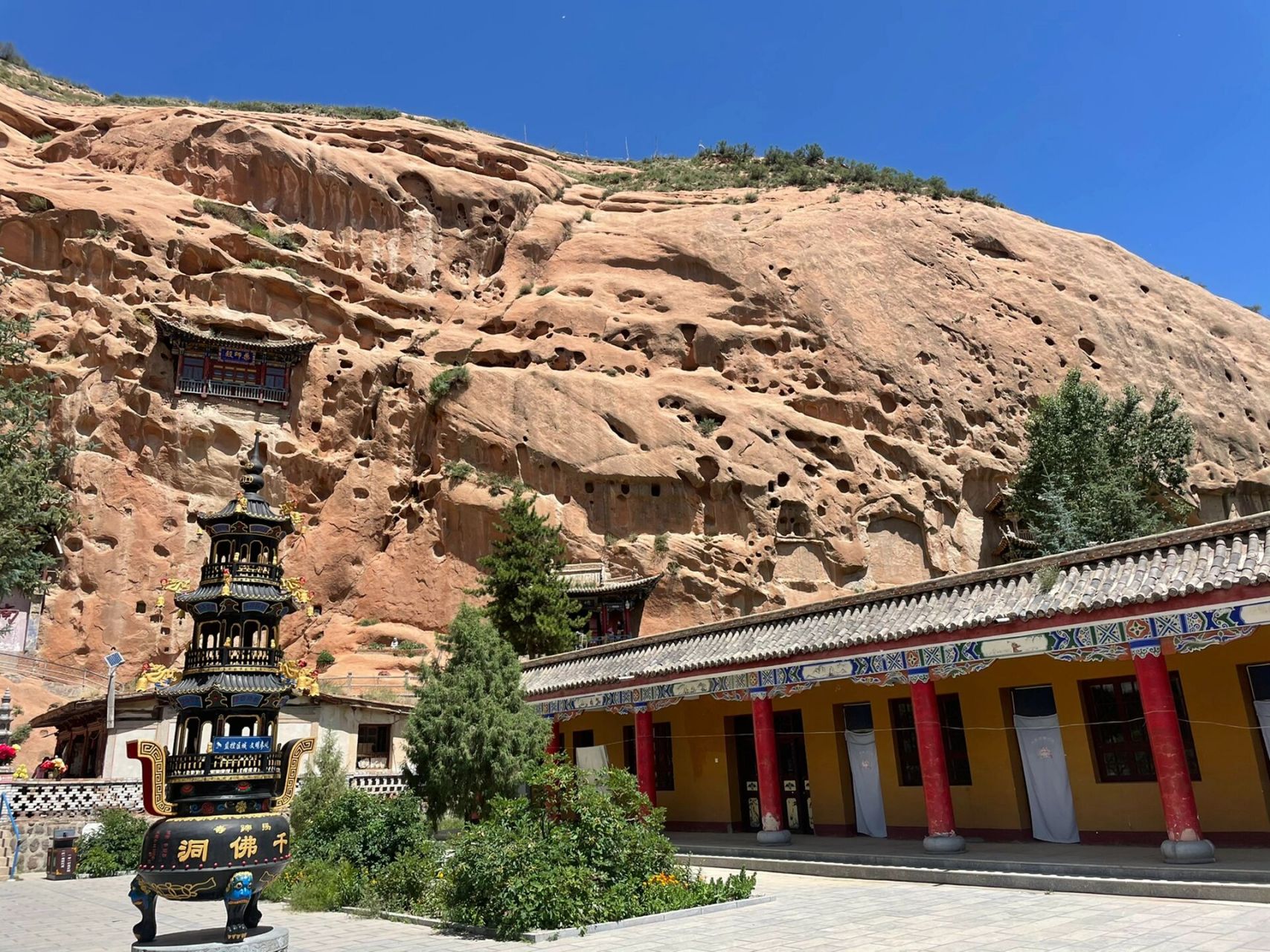 张掖—马蹄寺景区 来张掖旅游,马蹄寺是必来的,来之前以为只是个寺庙