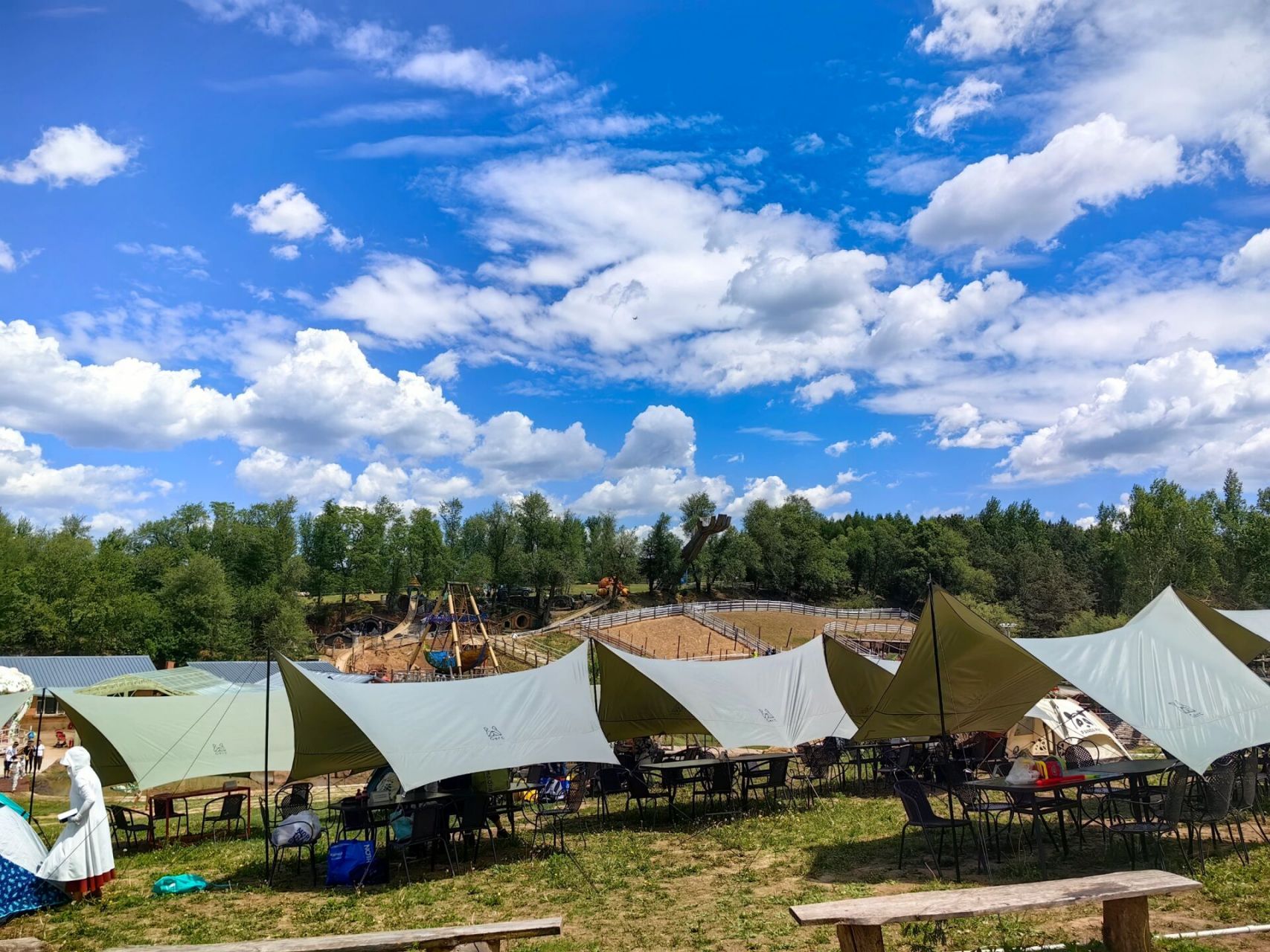 长春友好村橡果农庄一日游  橡果农庄位于玉潭镇友好村,从市区去行程