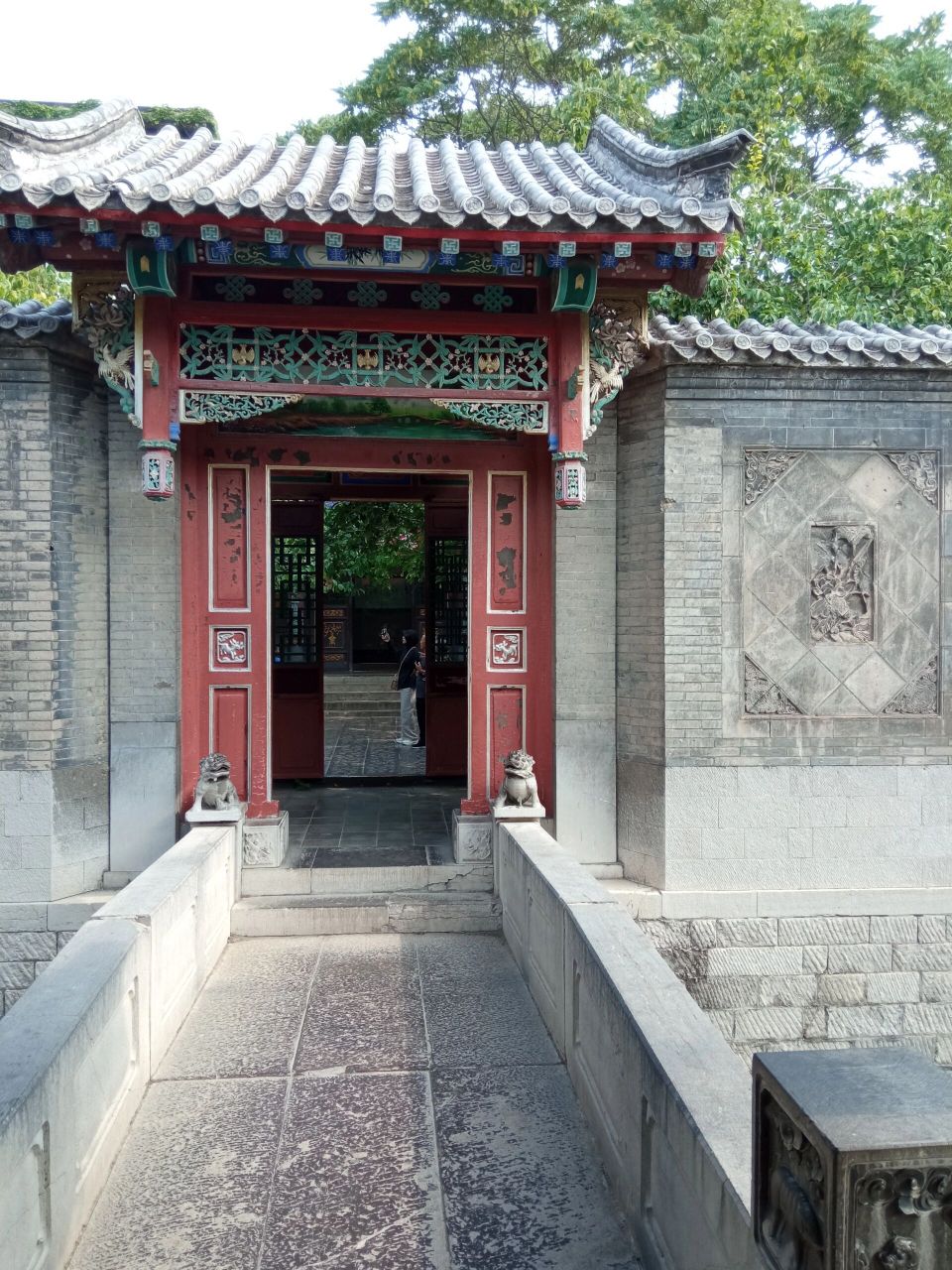 全国重点文物保护单位-万竹园 万竹园座落在济南市趵突泉公园内西南侧