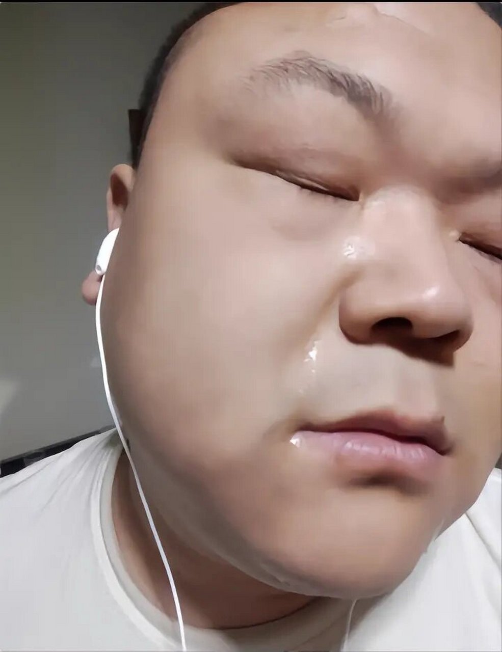 表情包|猛男落泪