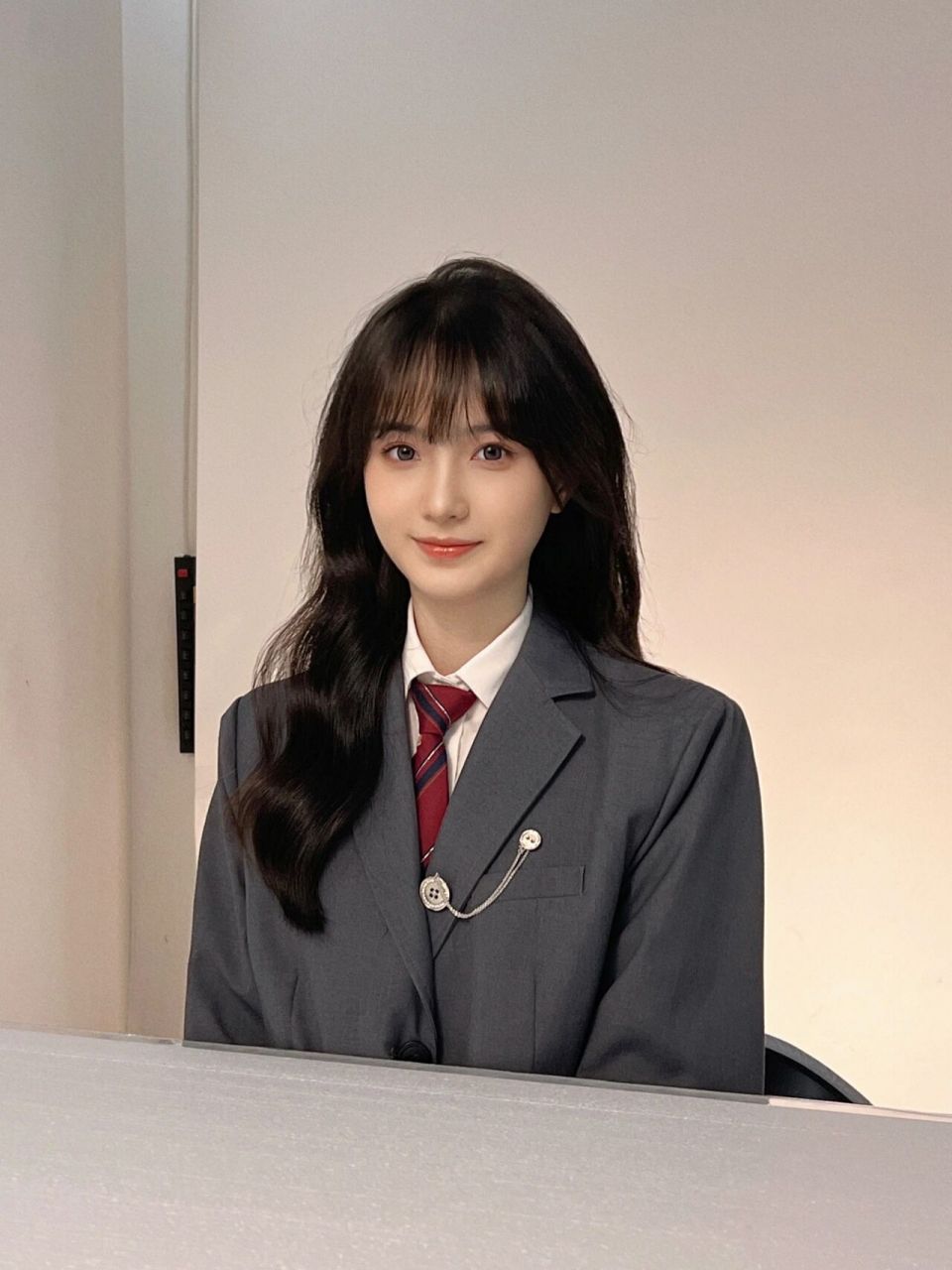 海马体|学院风证件照🎓 假装是女高中生～ 以前拍的证件照是灰头发 