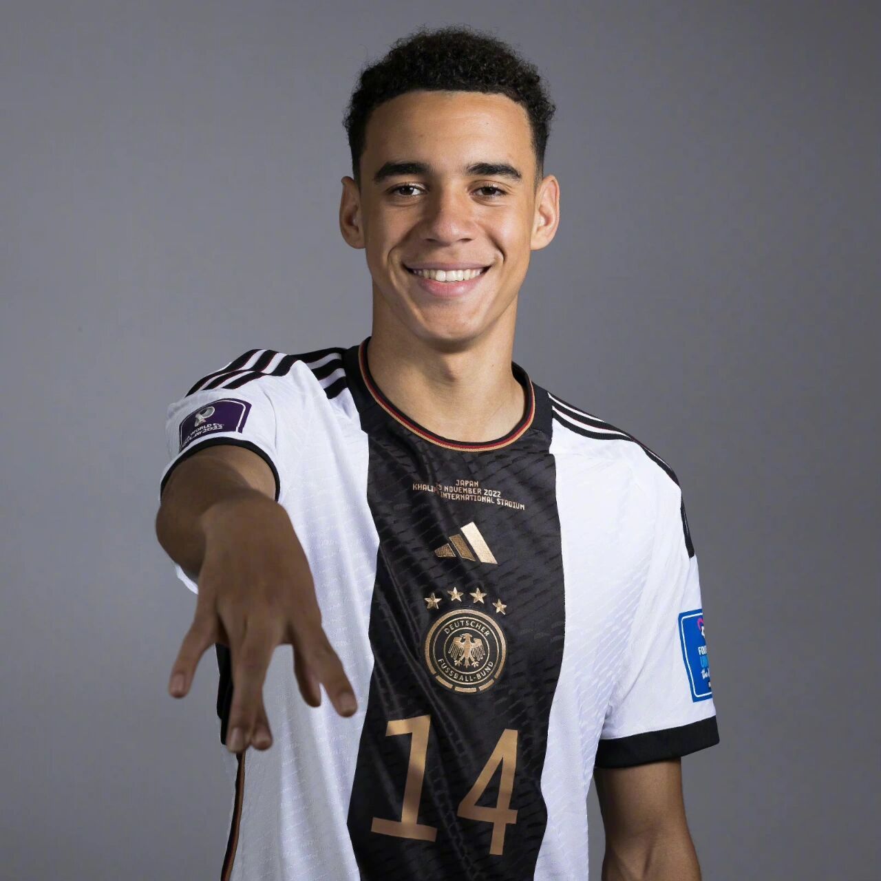 德国队9990世界杯定妆照91第一弹 男模队来咯 一键三连取图