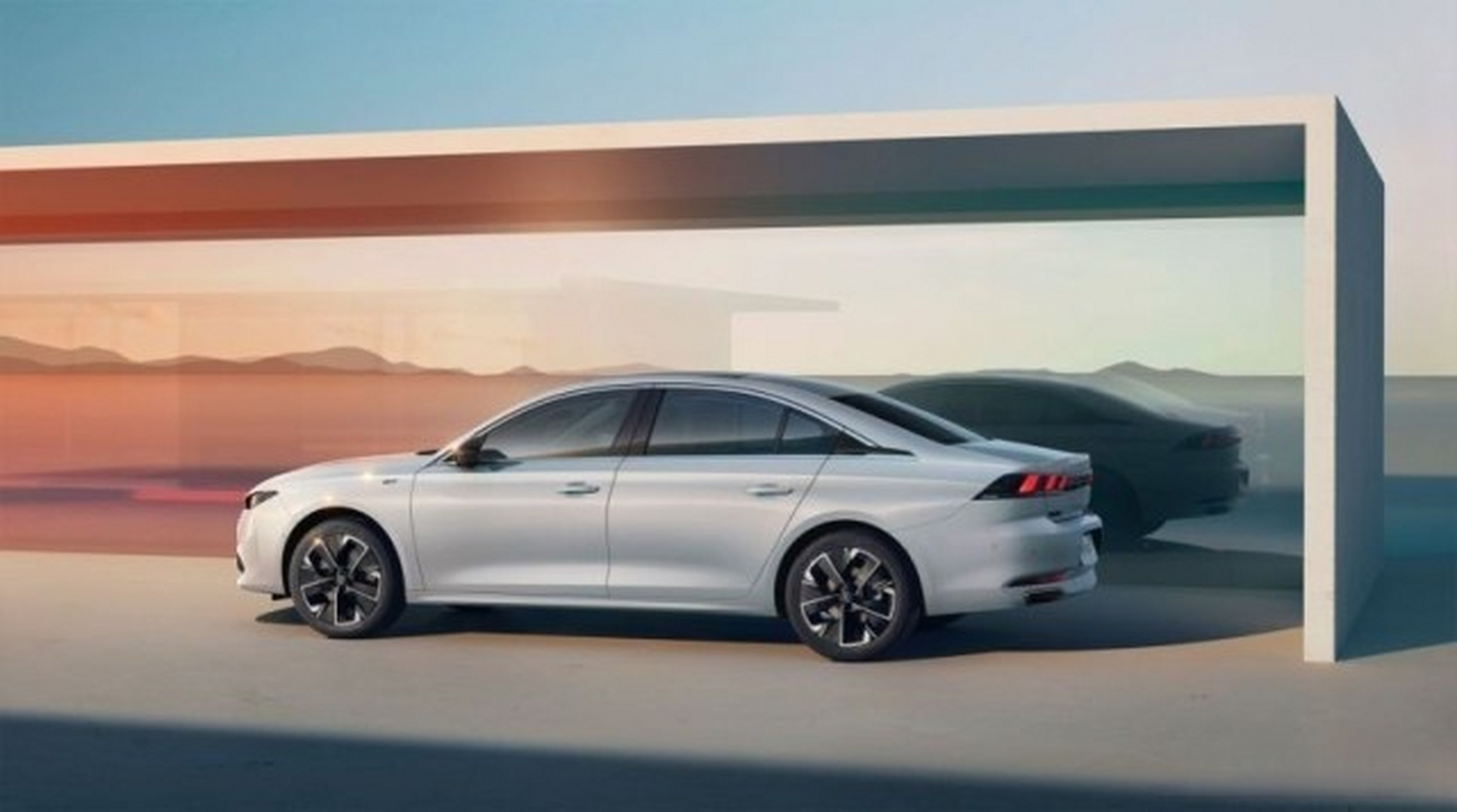 37万元起售  8月11日,新款东风标致508l正式上市,售价区间为16.37-20.