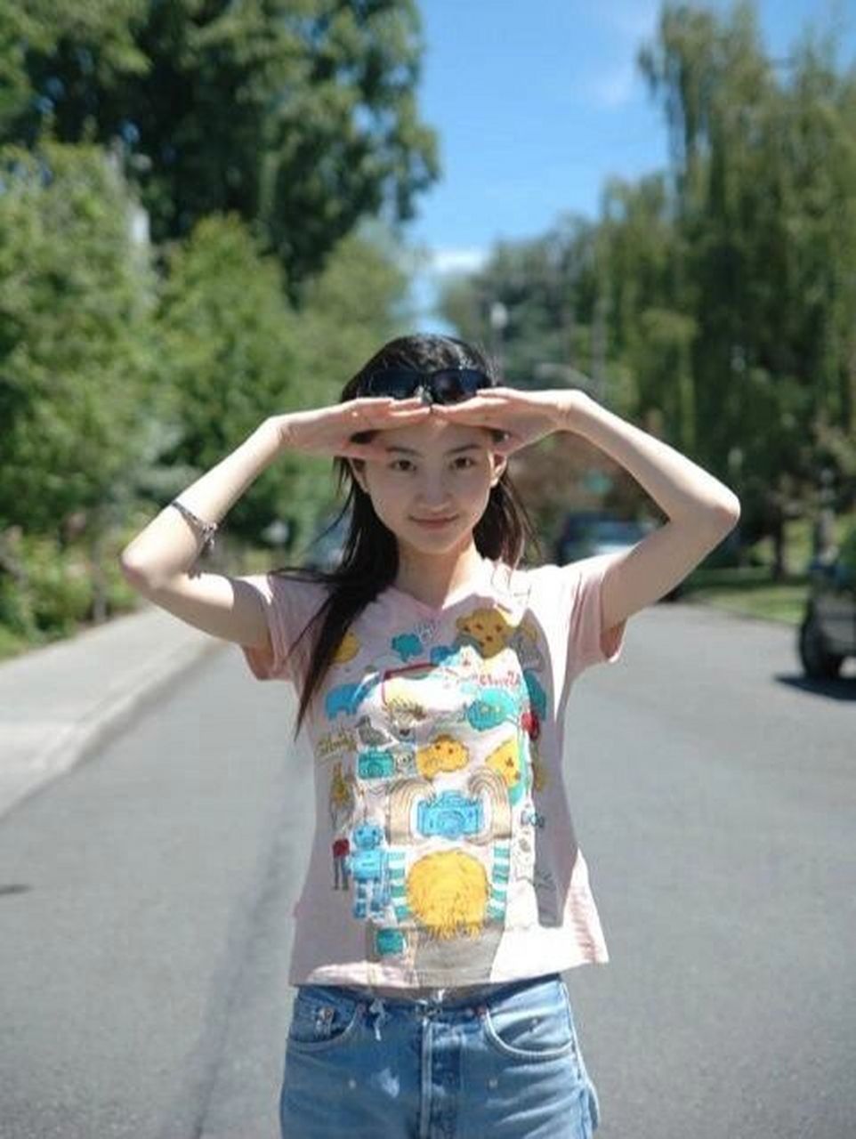 早期清纯的景甜 甜甜的十几岁我的十几岁好像不一样她真的太清纯了啊!