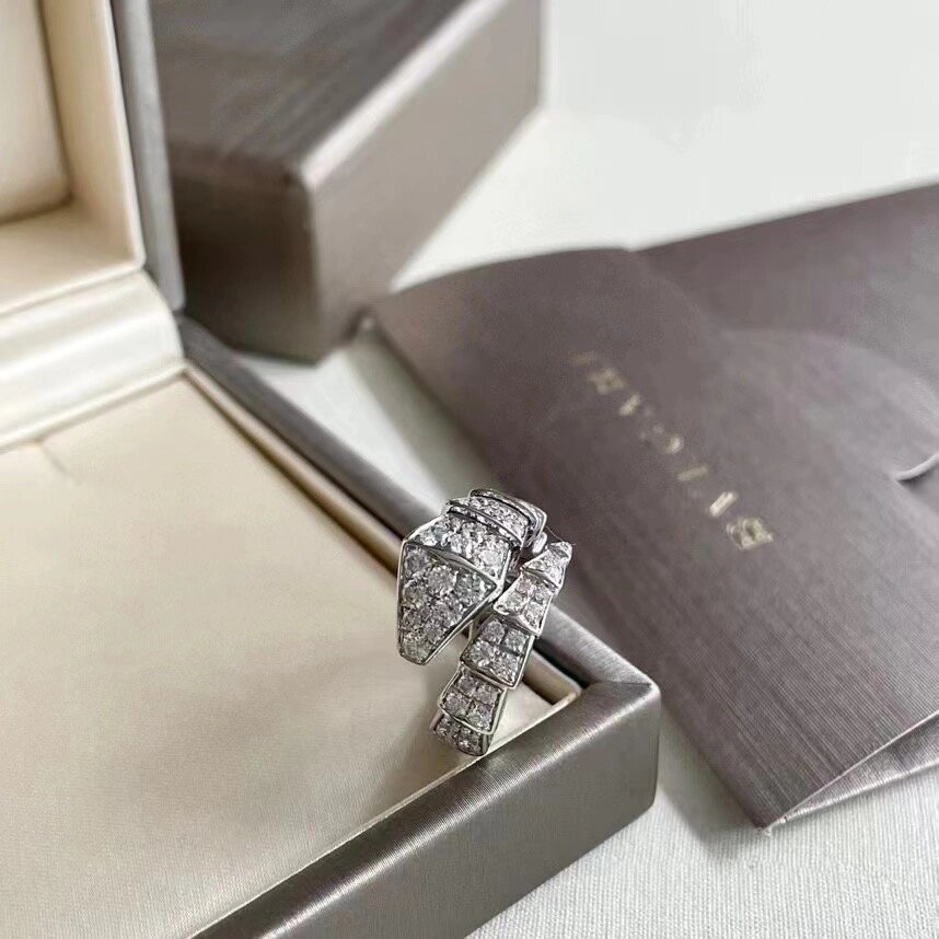 bvlgari 宝格丽 白金满钻 蛇戒 s码 公价