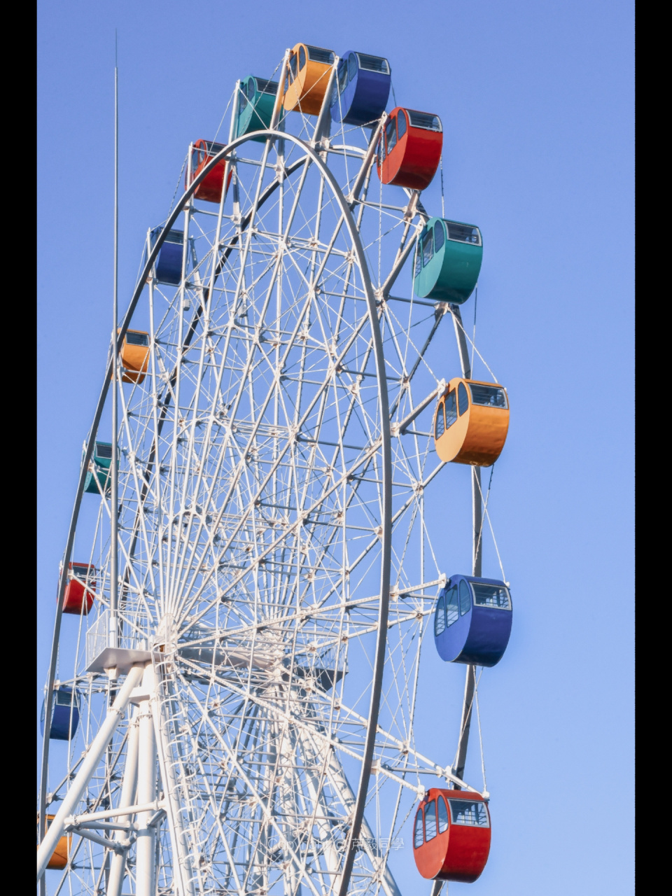 鞍山|二一九东山乐园 今天是2023年2月19日,鞍山解放75周年.