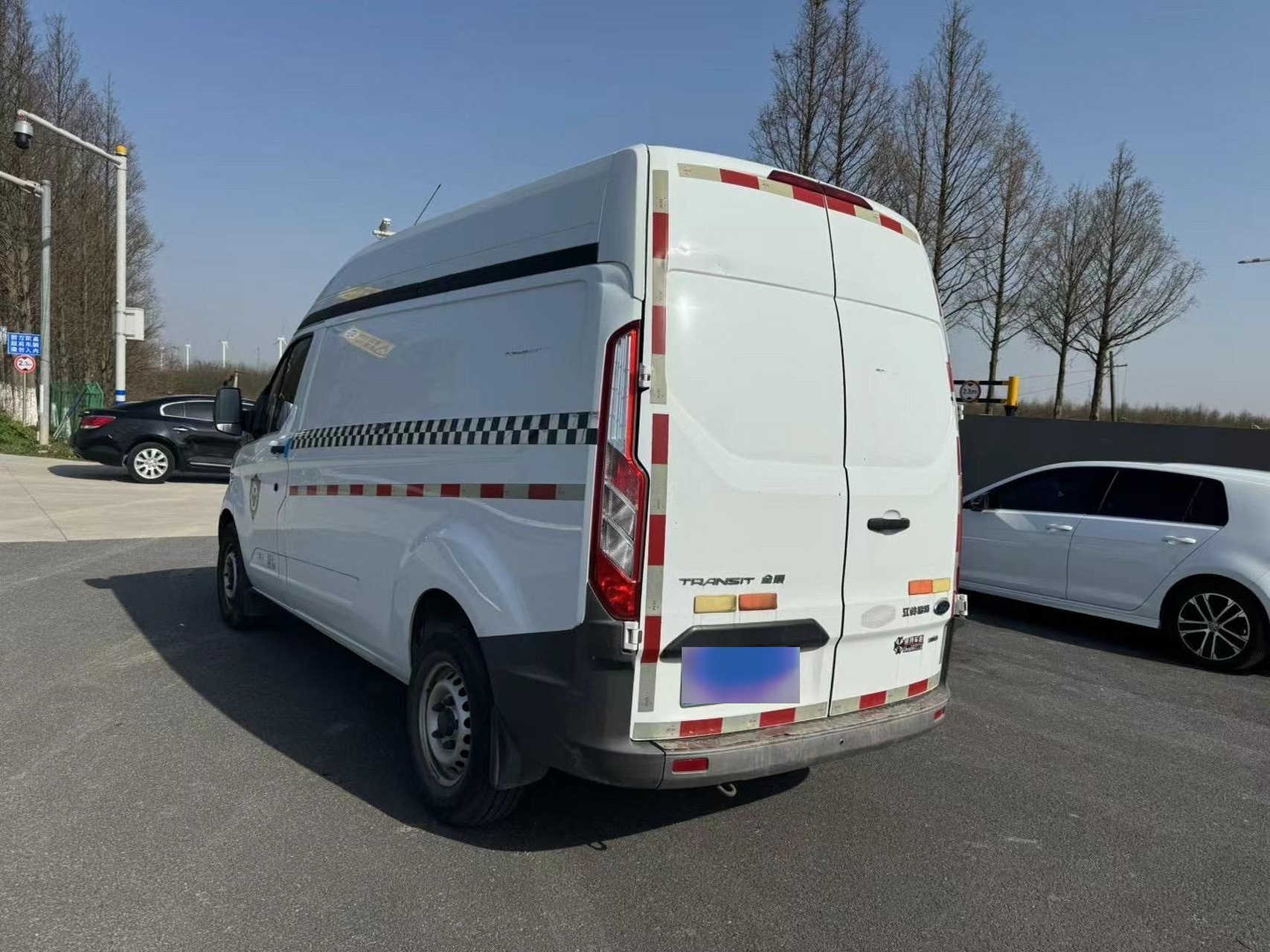 2019年79715上牌,福特全顺封闭货车,2.