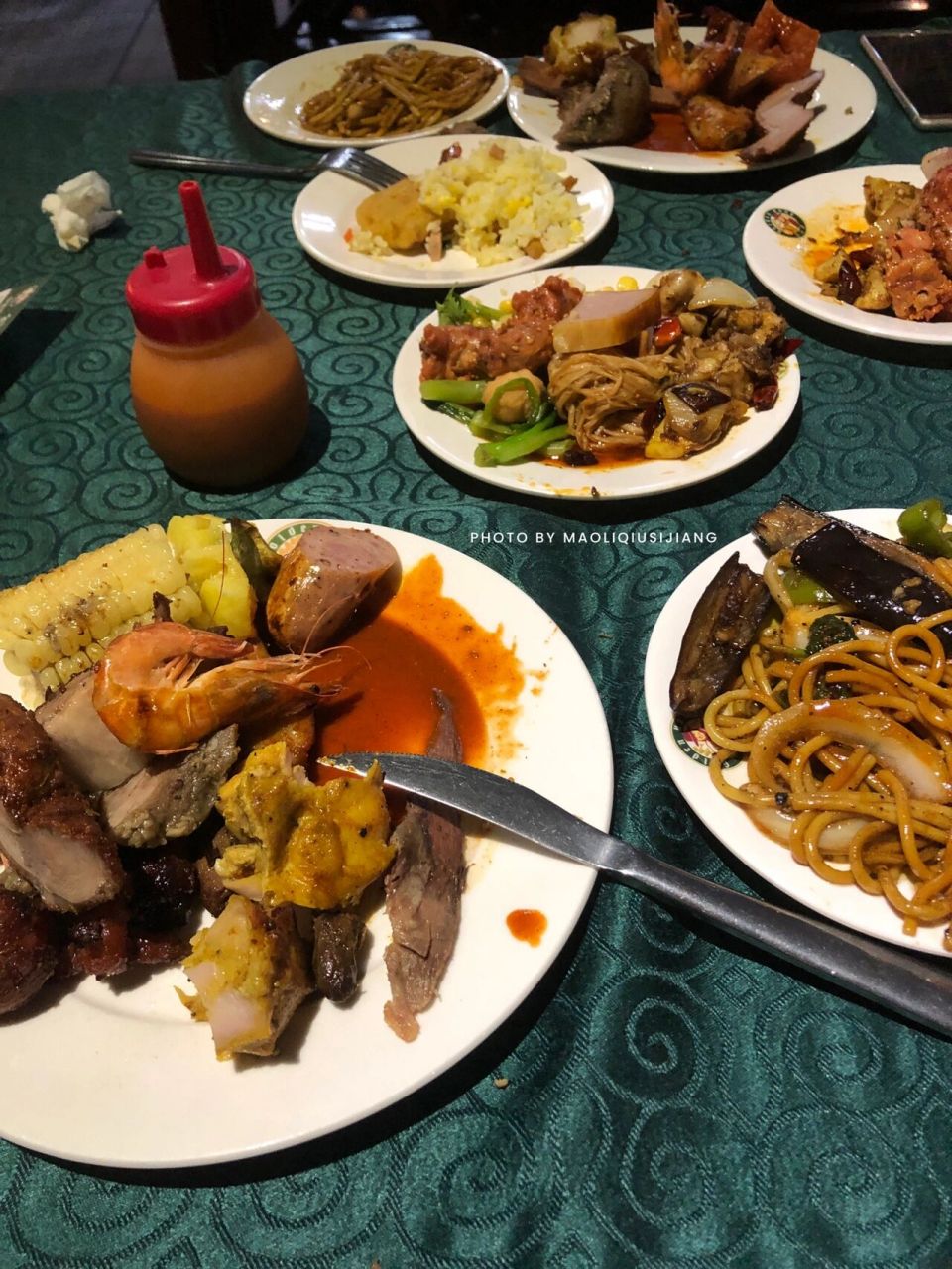回忆满满的金汉斯自助烤肉 小时候我爸总带着我去汉斯,当时爸爸最爱吃