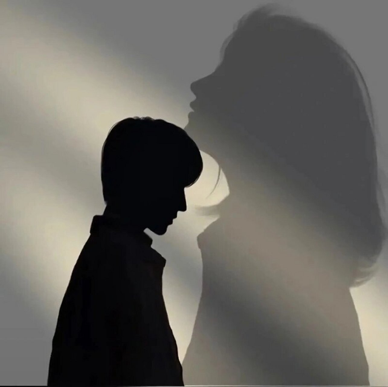 💜🍇🦄情侣背影头像💜🍇🦄 我们都在奔赴不同的人生