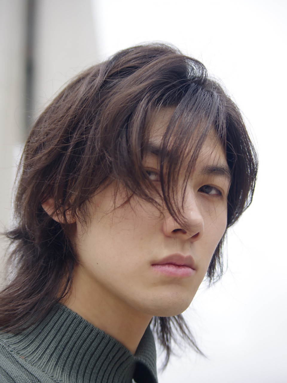 本人是自然卷,自然卷的男生一定有很多困扰,沙发,毛躁,太蓬松等 ..