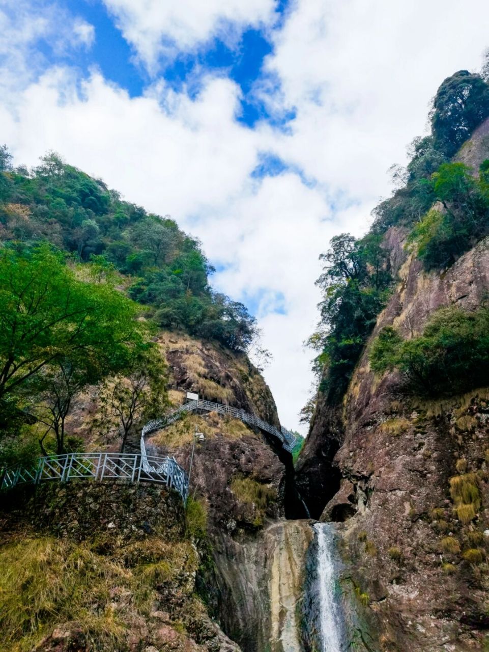 温州必游目的地丨铜铃山,文成小九寨沟 📍 文成铜铃山 🔸铜铃山