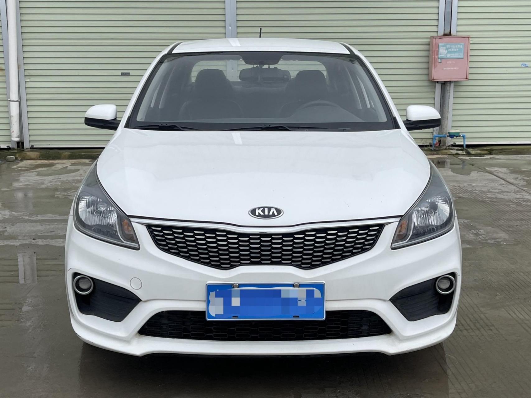 2017年1月上牌,17款起亚k2 ,1.