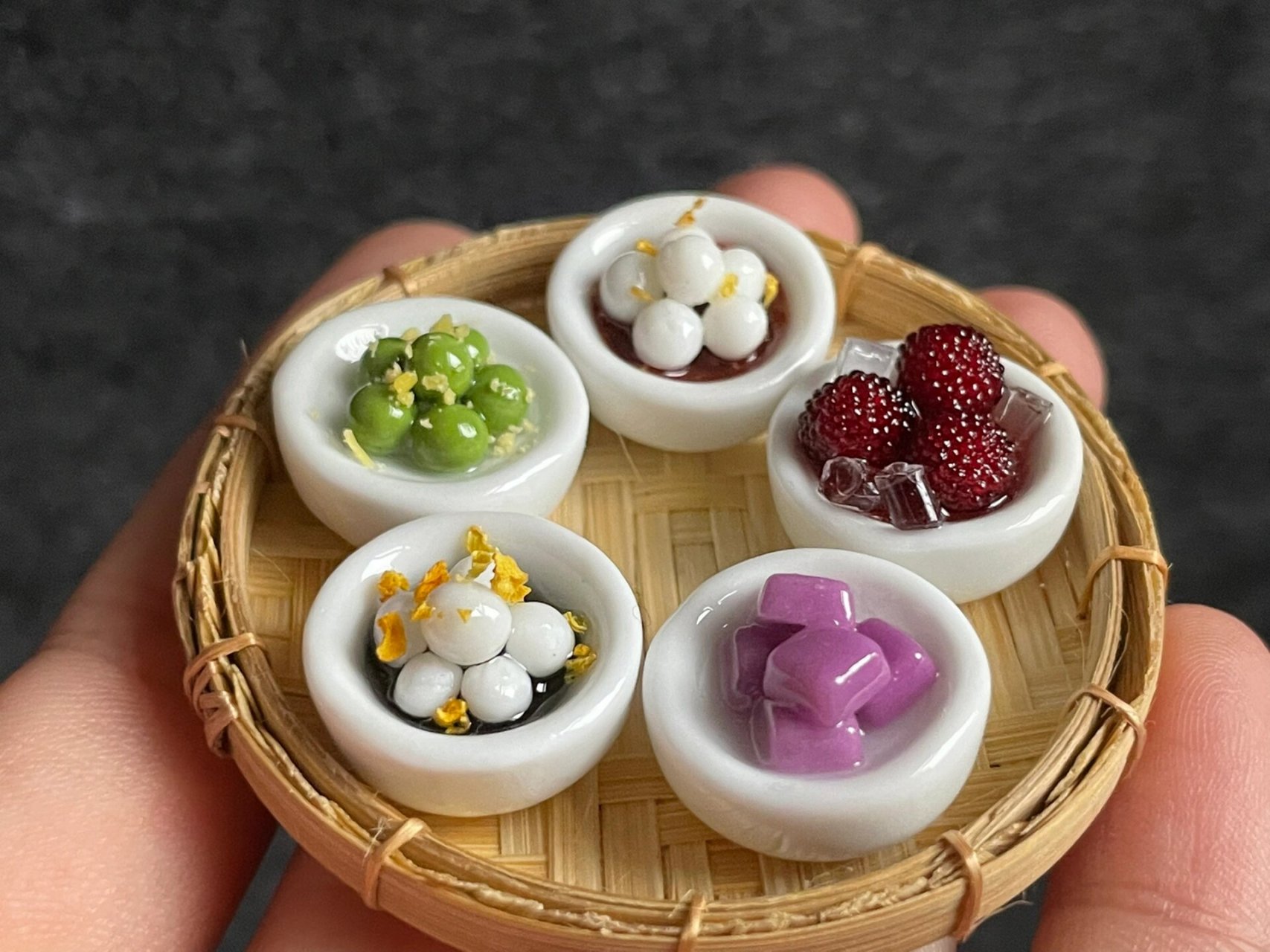 随手搞了个五味汤圆拼盘 呃04这个一直放着都要忘记了 随手创作款