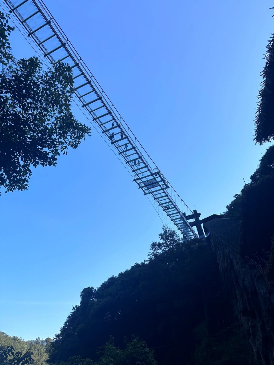 【清远】古龙峡 昨天驱车 2 小时,去了清远的古龙峡,对比了下黄腾峡