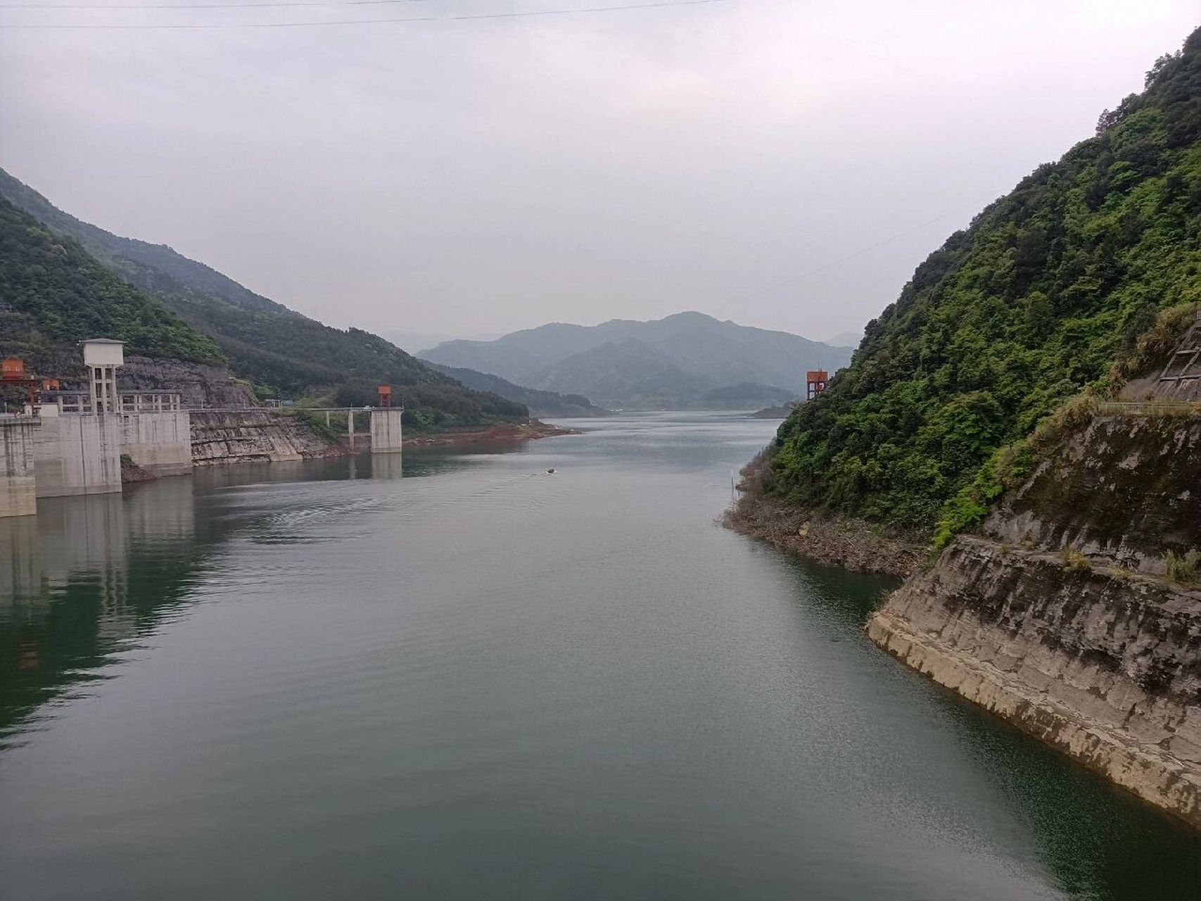 朗逸打卡涔天河水库游记(2) 涔天河水库大坝的修建历史:1966年6月水库