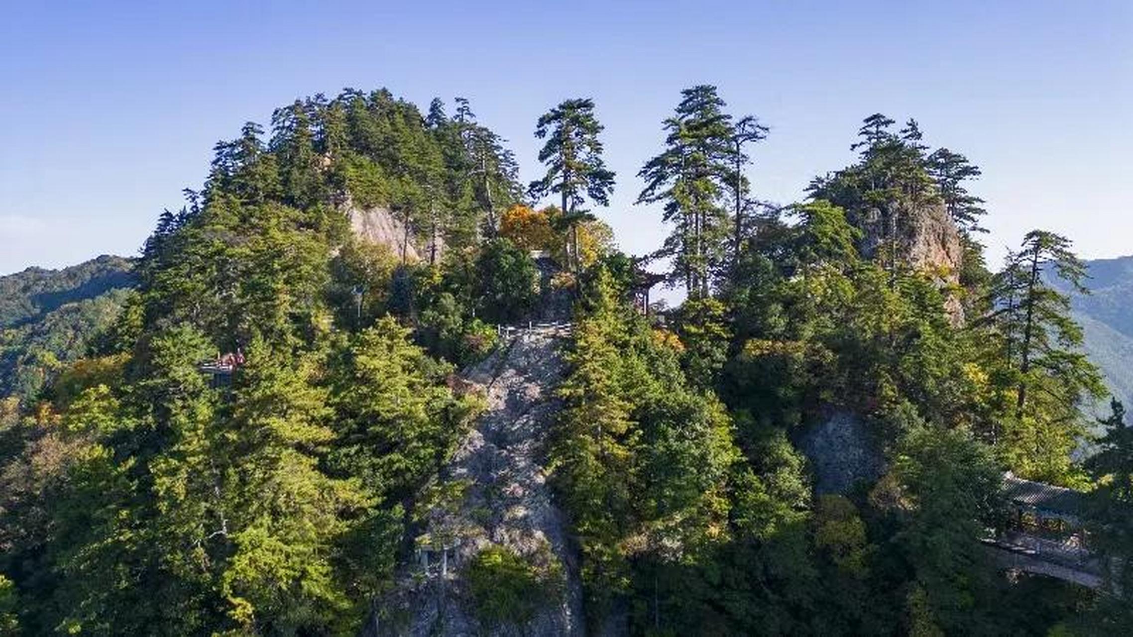 天水石门山秋韵(摄影陈治平)甘肃 幸福天水 天水人看过来 秋天色彩