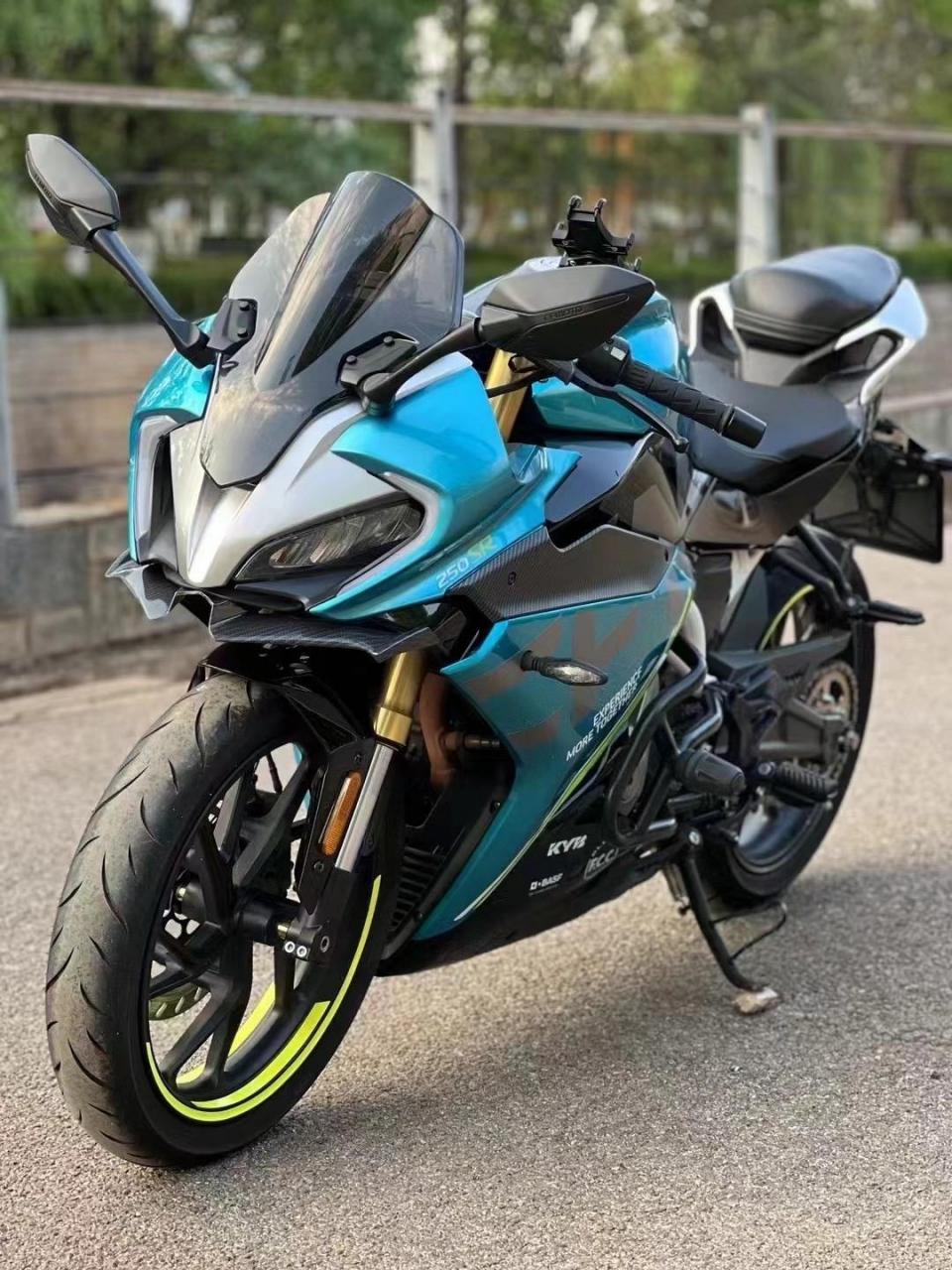 春风250sr赛道版高清图片