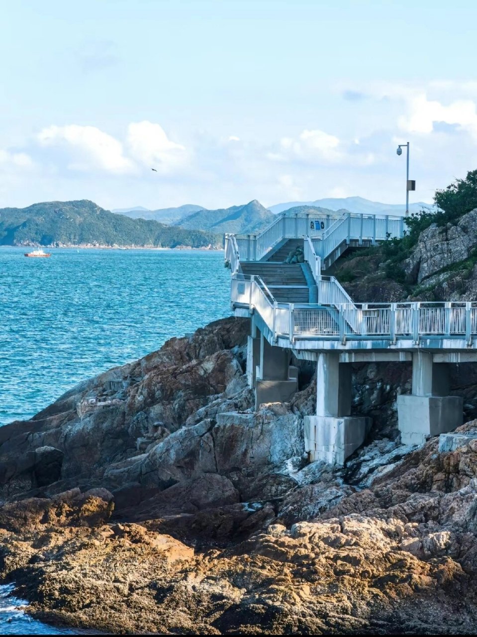 大梅沙一日游攻略 时间:早上7:00-晚上23:00 地点:深圳市盐田区大梅沙