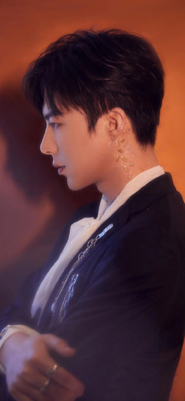 摩登兄弟刘宇宁壁纸(一百四十三) 第一张啊啊啊好适合当壁纸啊好奶好