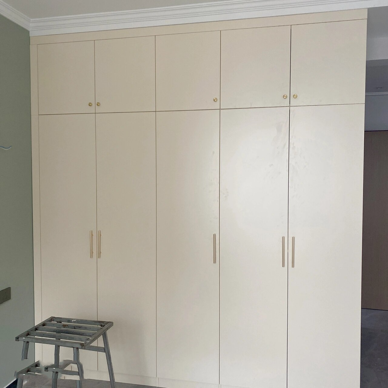 全友象牙白和暖白色