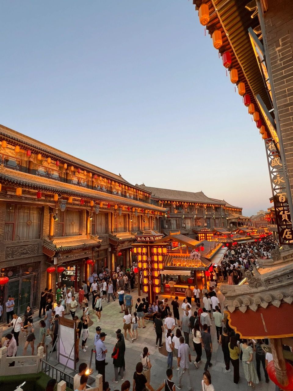 包头金街 本地人都知道的乔家金街 拍出来还有点好看