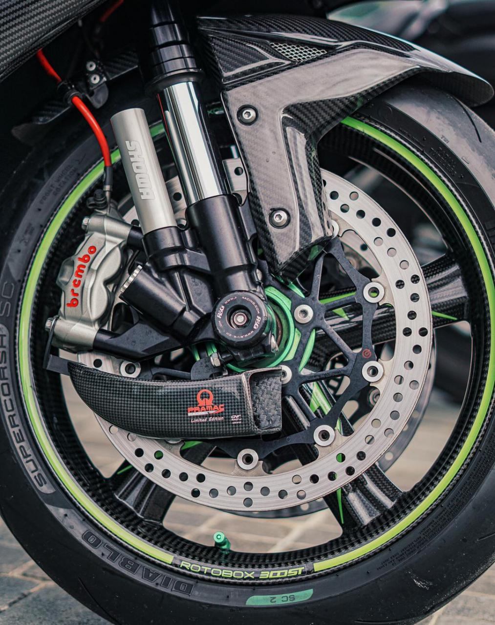 华鹰500爆改全碳!