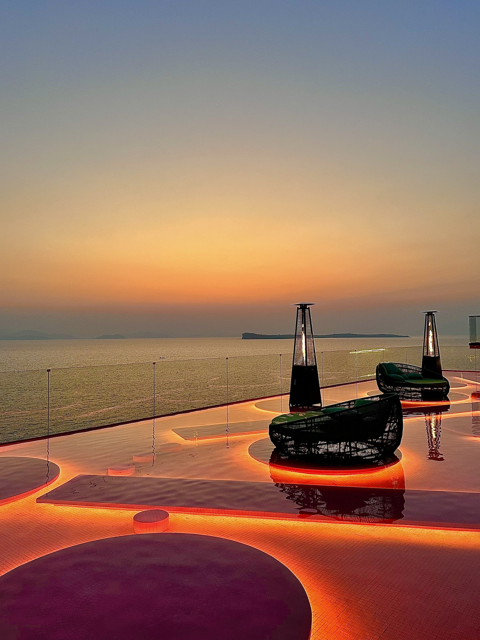 深圳南澳苫也暮悬崖日落海景餐厅92美哭了05 这家悬崖餐厅观看