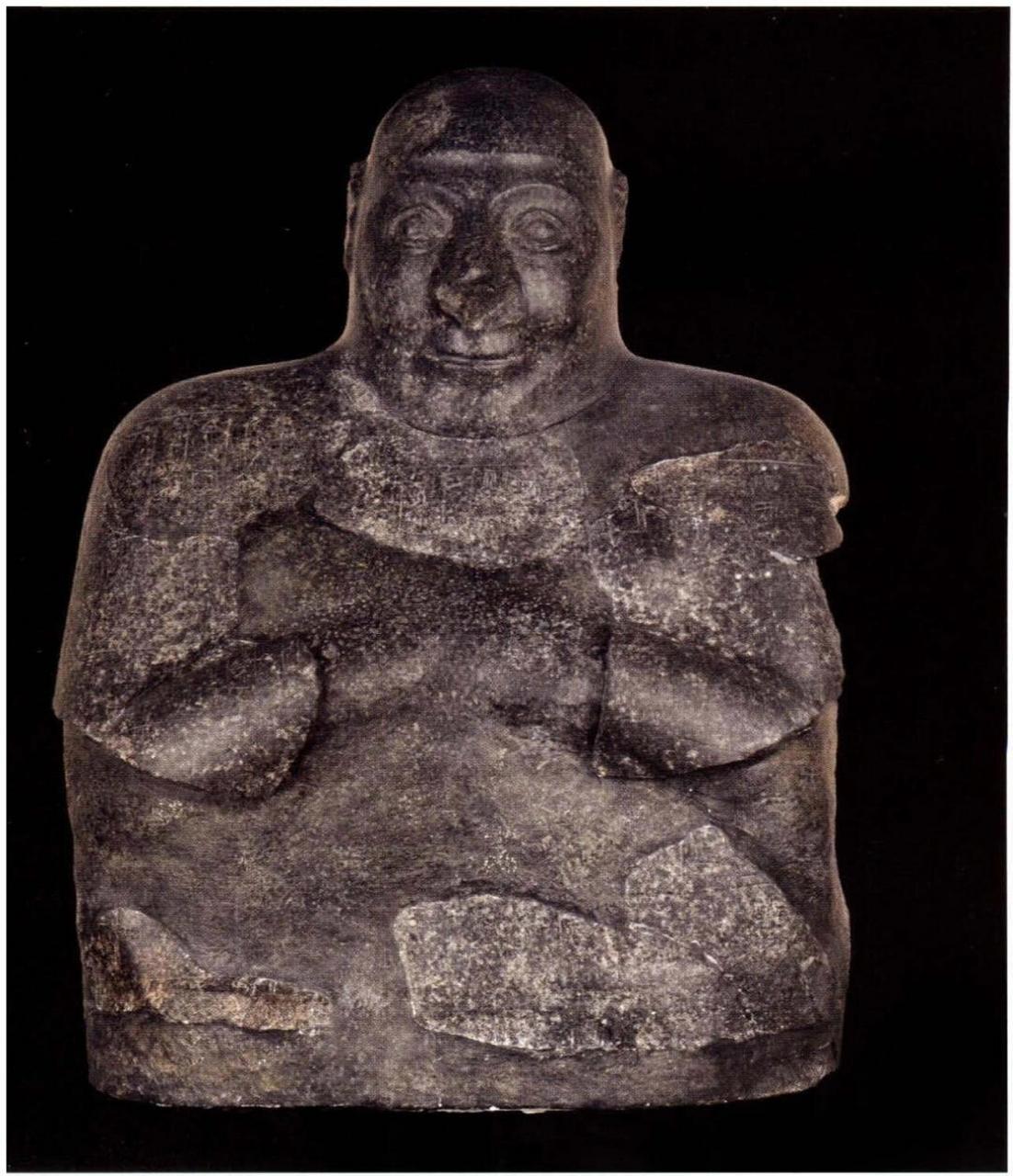 闪长岩,高42厘米.