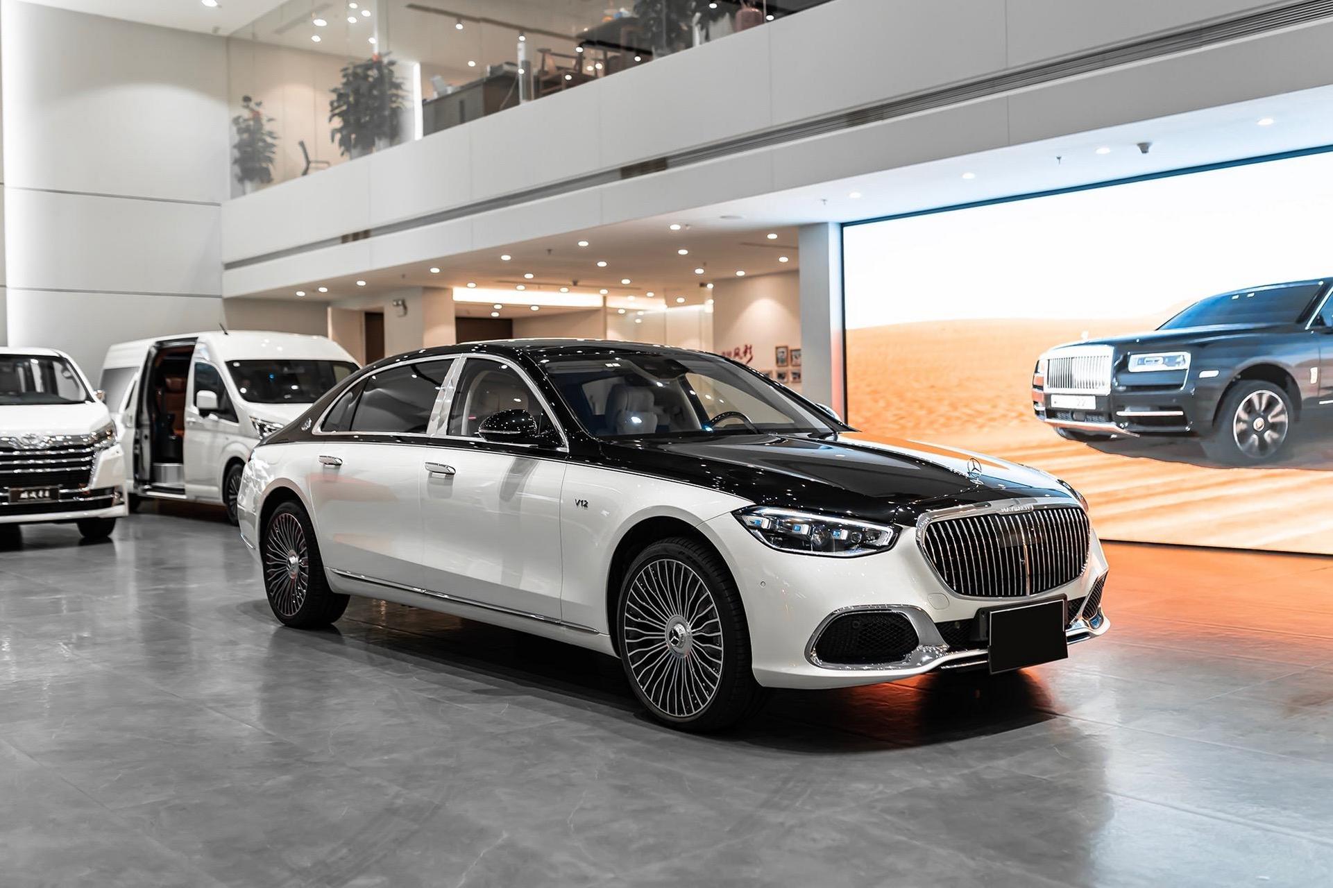 全国唯一台原厂双色迈巴赫s680 黑牌.