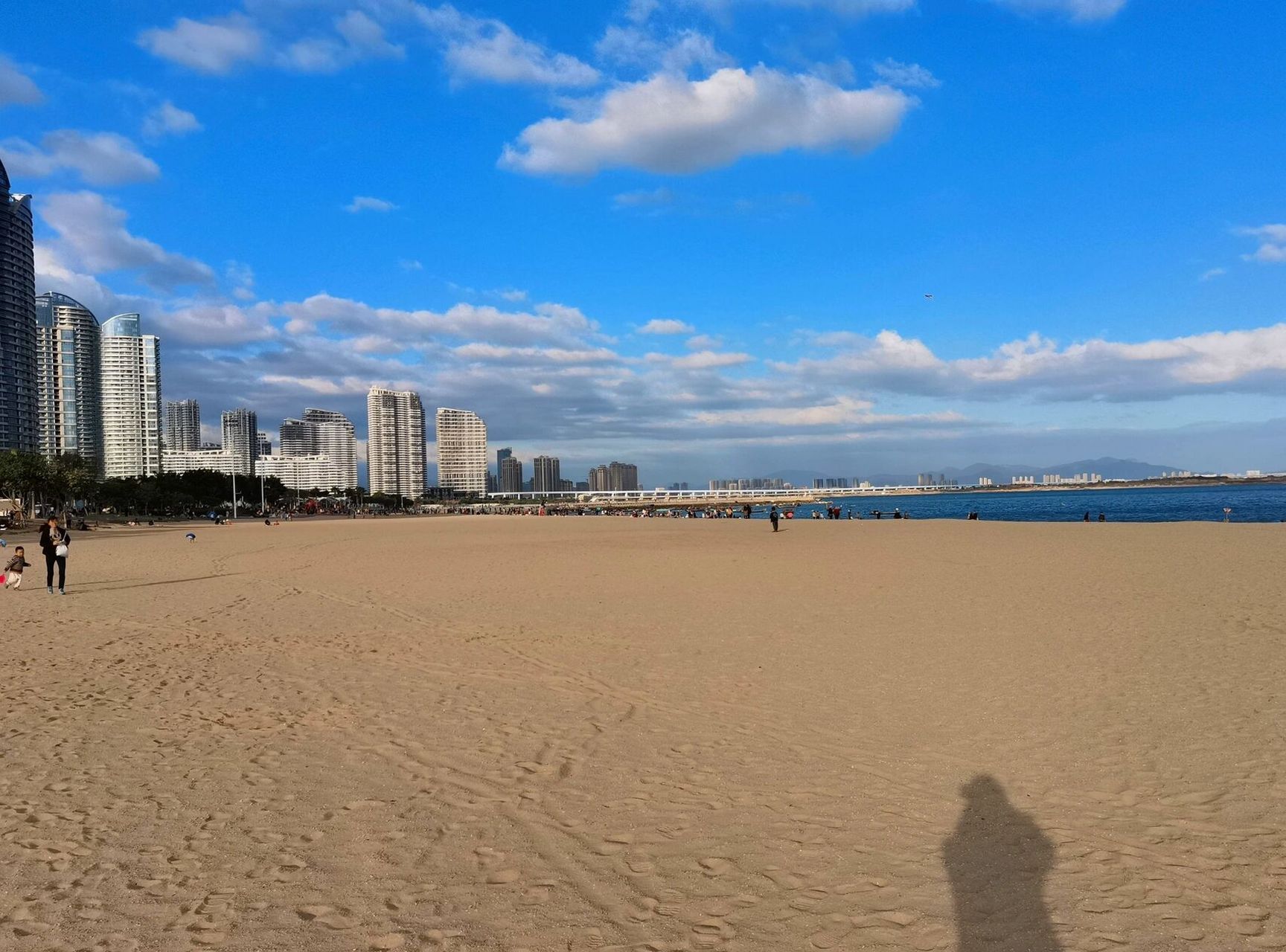 厦门赶海 同安后田彩虹沙滩挖花蛤攻略98 同安彩虹沙滩,海水很干净