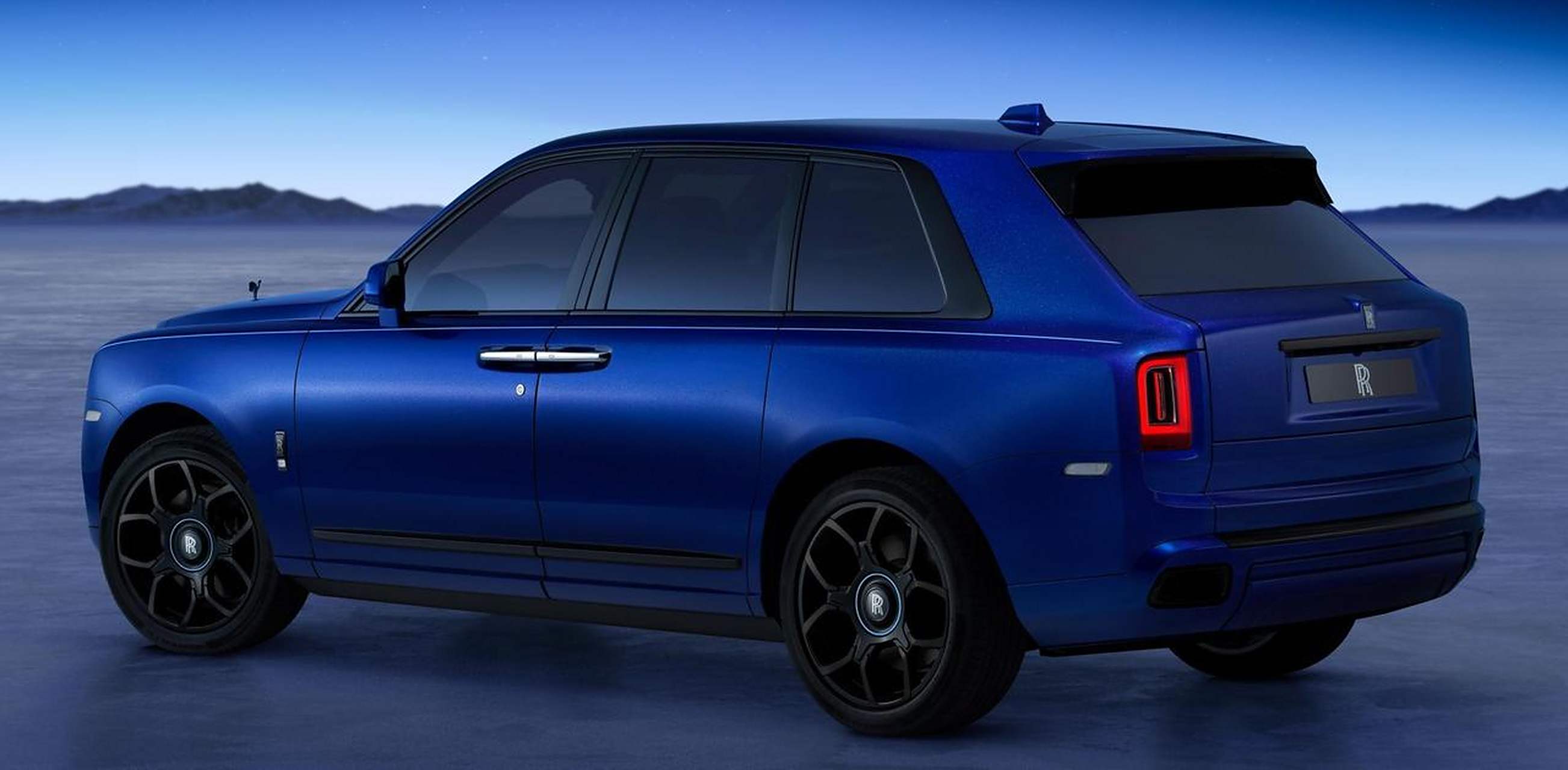 劳斯莱斯库里南black badge cullinan blue shadow 全球限量62台,相当