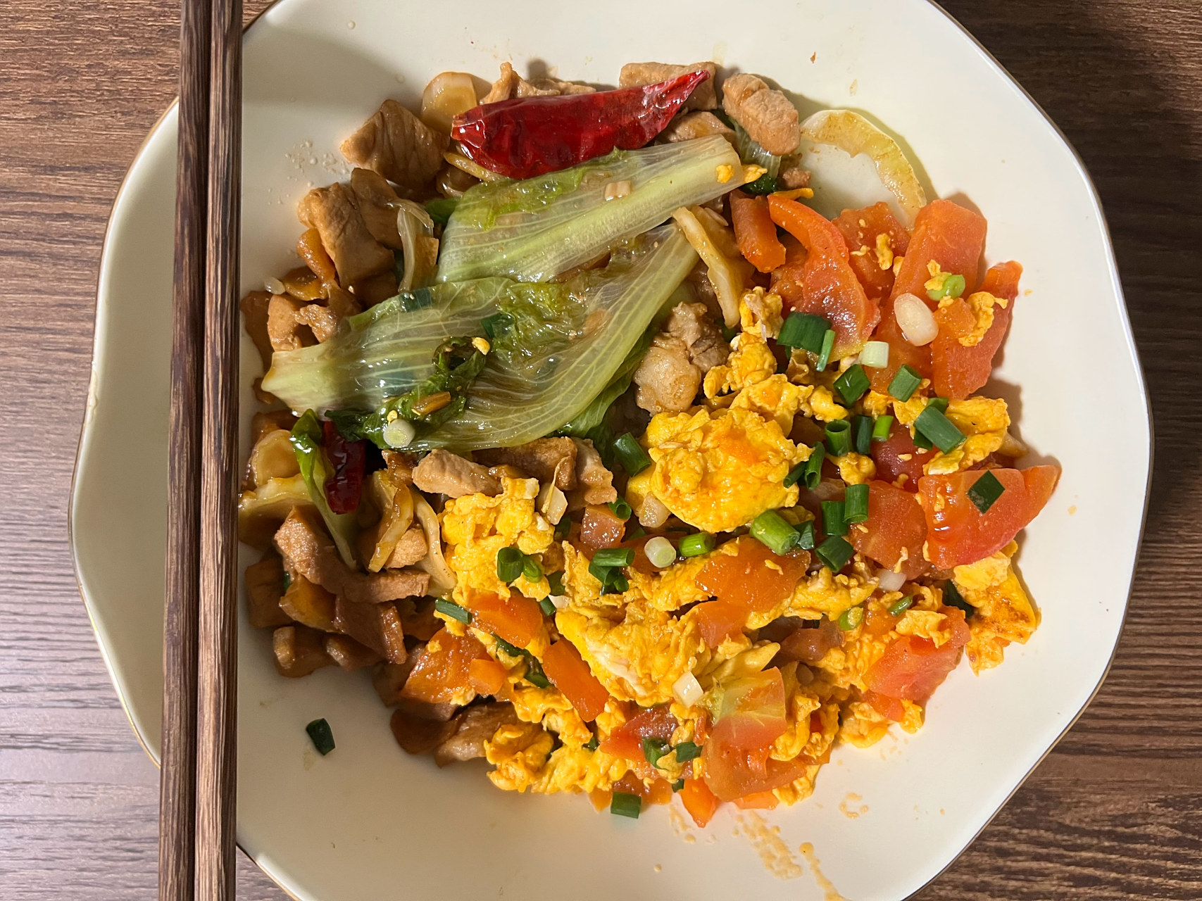 毛二# 好好吃饭[抱抱][抱抱][抱抱]