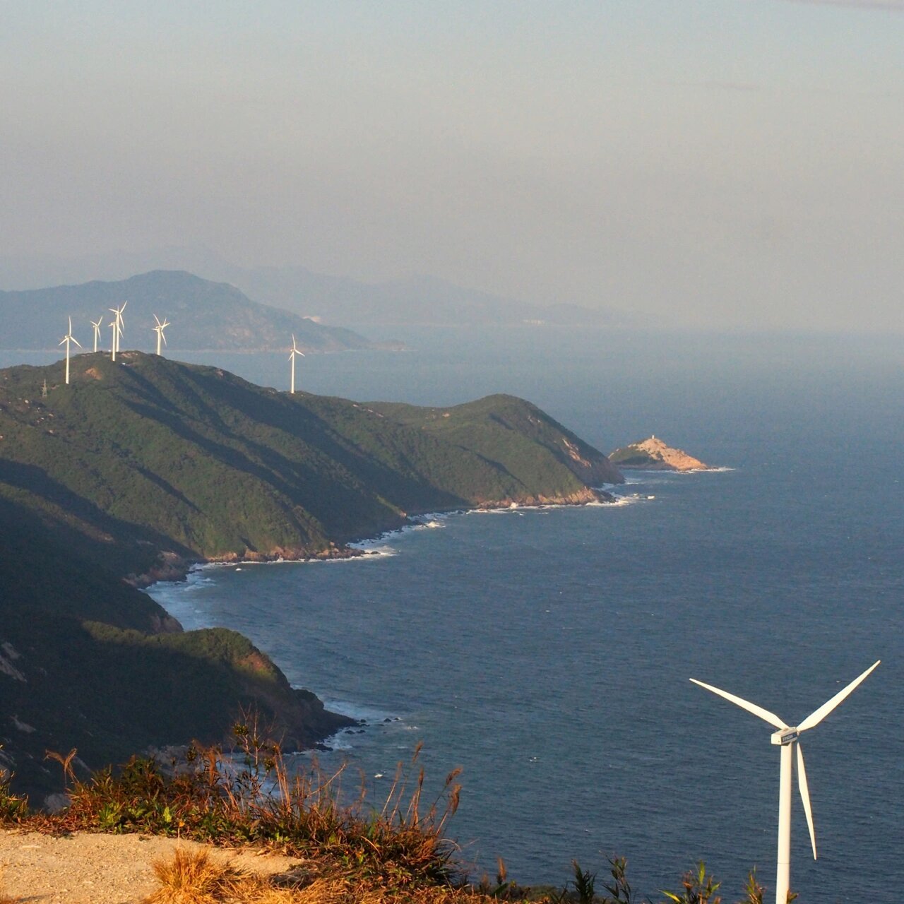 此,上川岛风车山的景色一点都不亚于国外～周末安排2天时间上岛玩一下