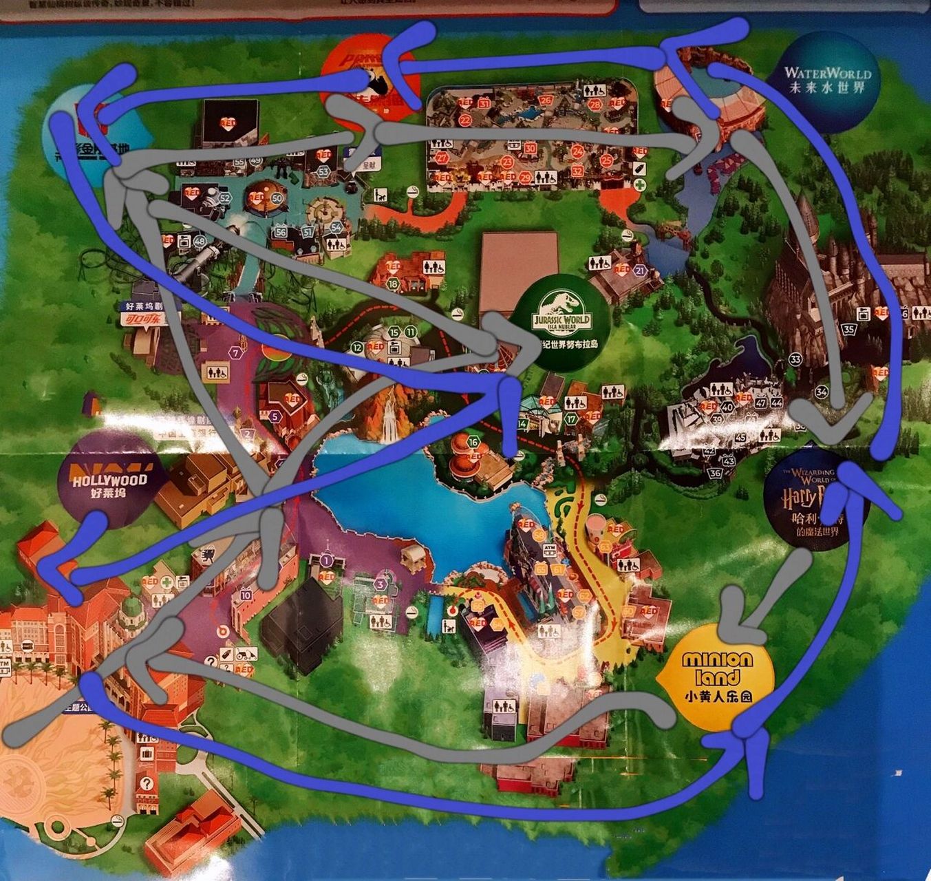 收藏 打卡环球影城最佳路线环球影城是一个不规则圆形设计路线,以地图