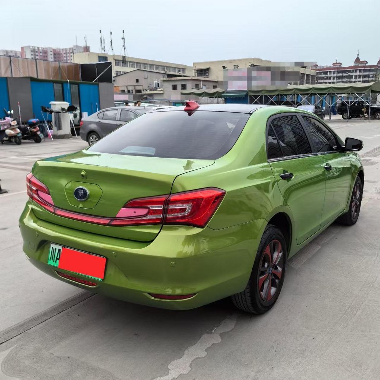 秦 新能源￥3万多 【上 户】2018年8月 【车 型】比亚迪秦 新能源